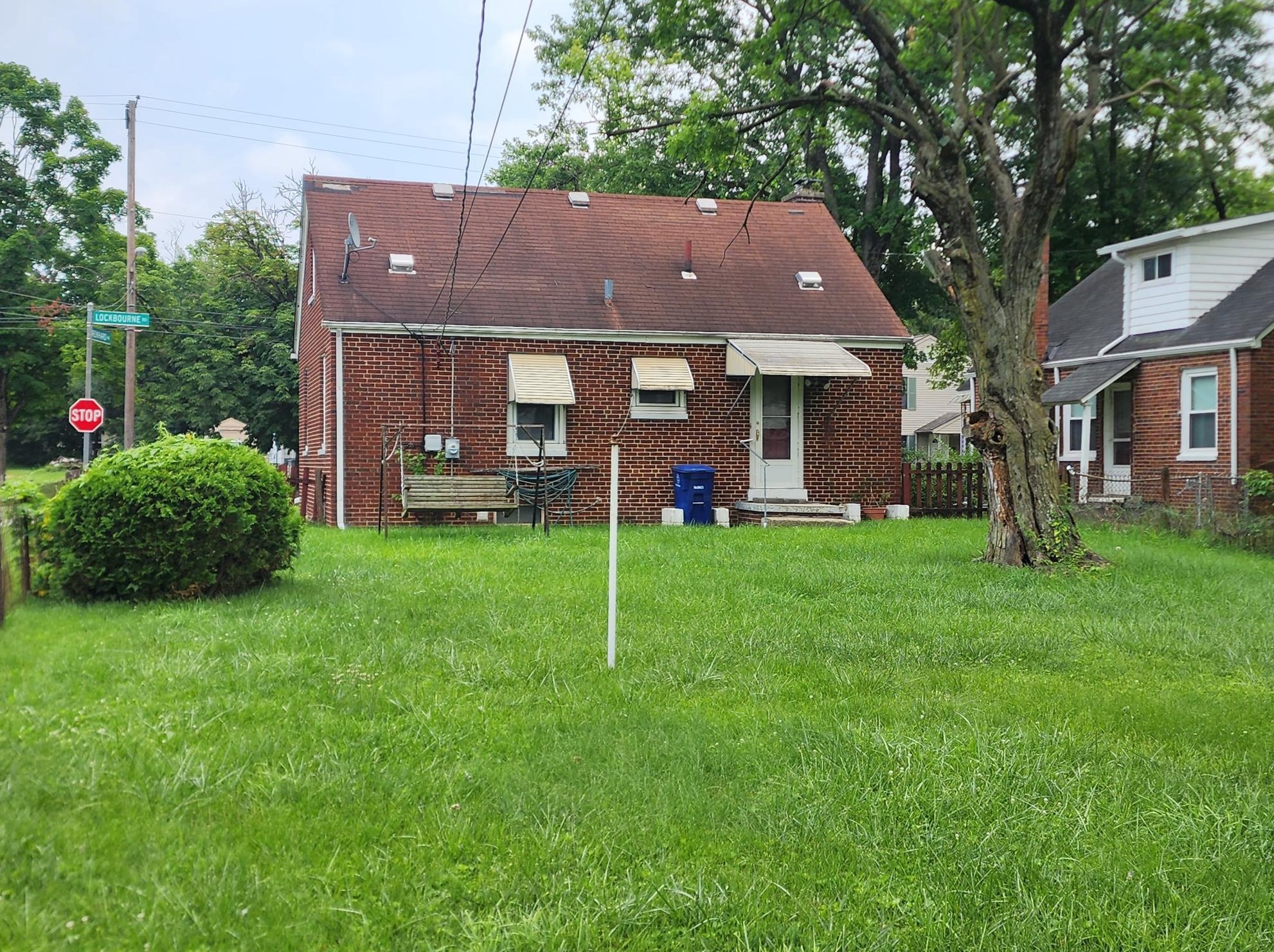 1155 Lockbourne Rd, Columbus, OH 43206-3238