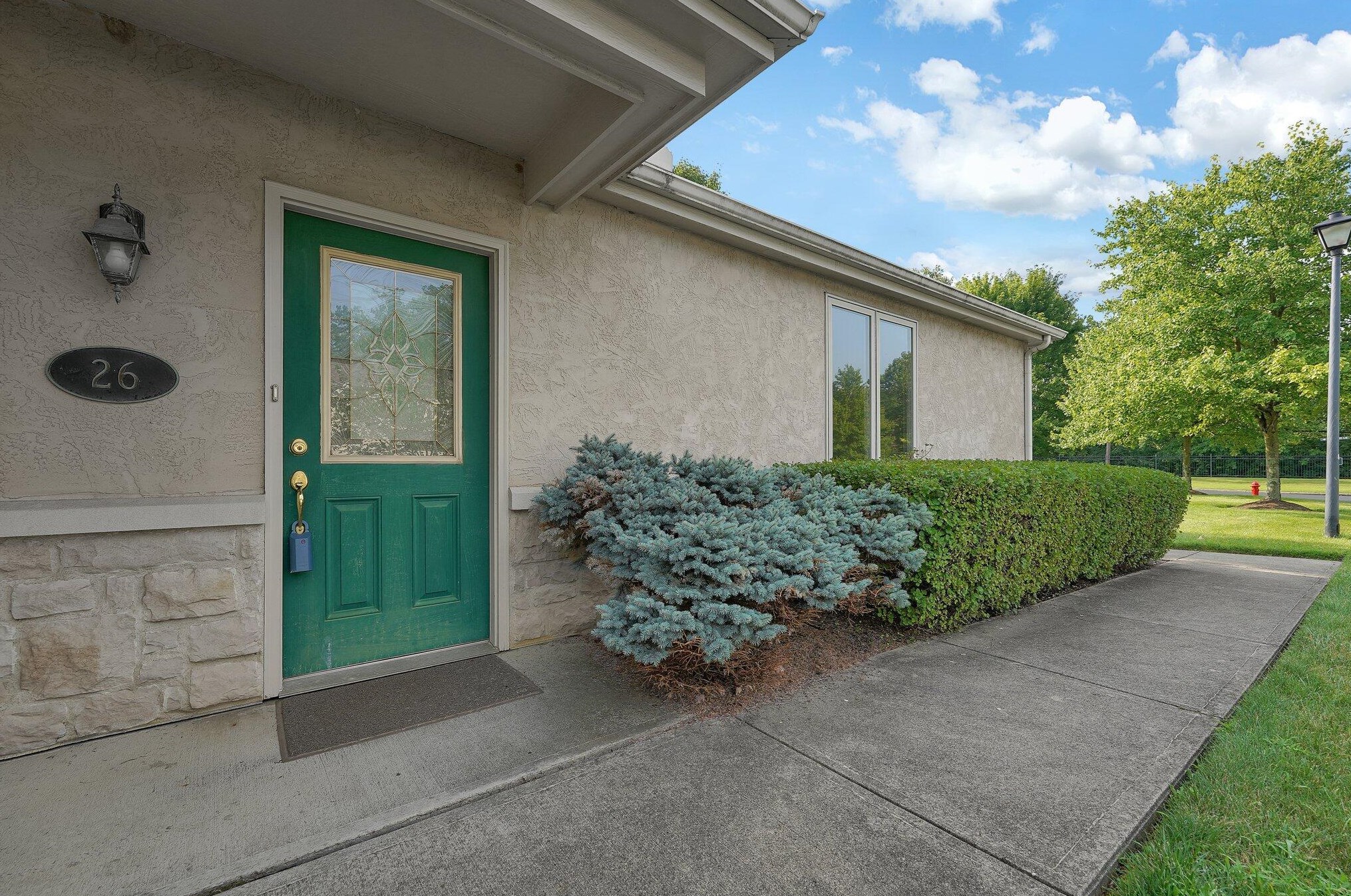 26 Ironclad Dr, Columbus, OH 43213-7605