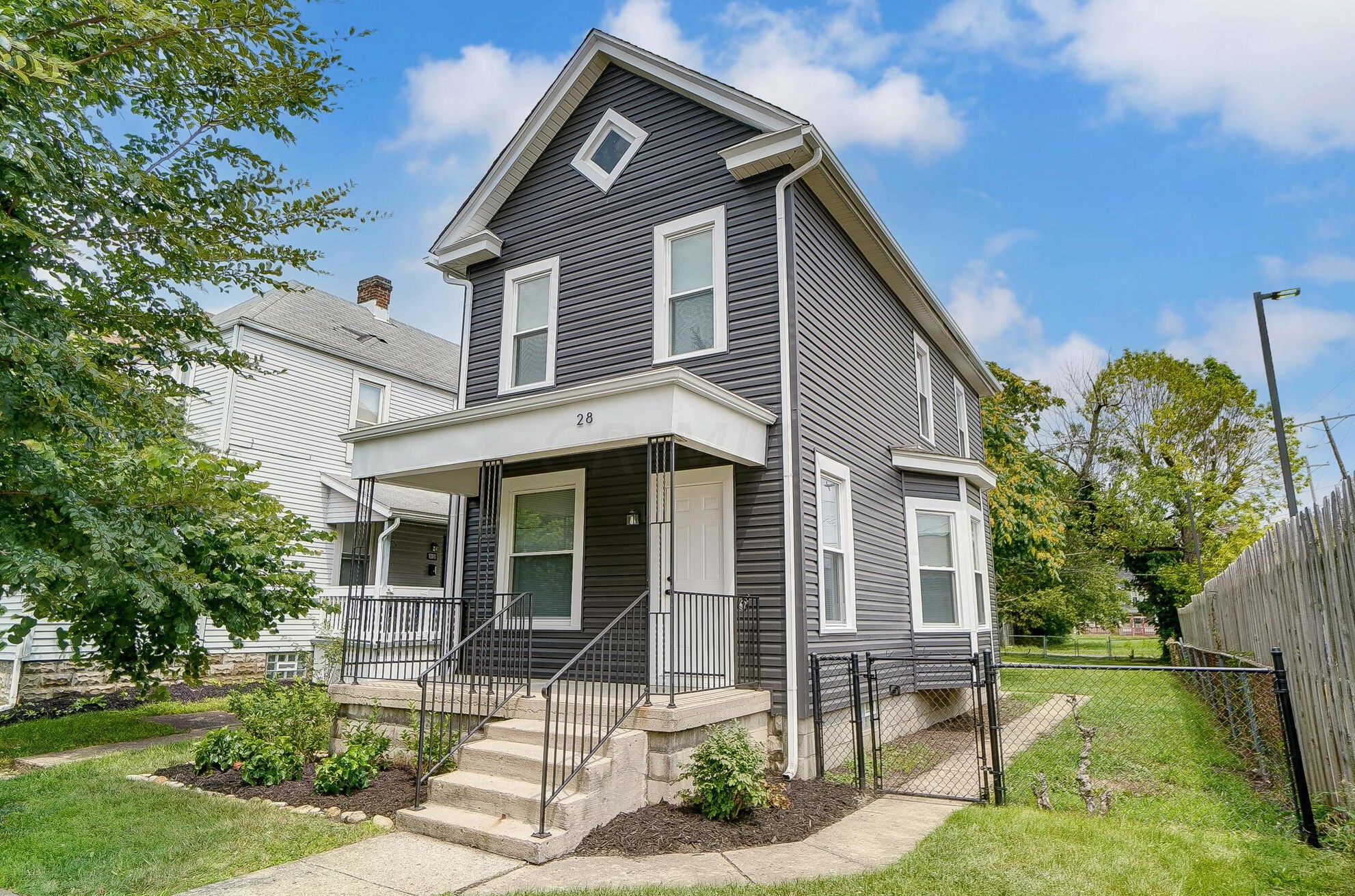 28 Hayden Ave, Columbus, OH 43222-1019