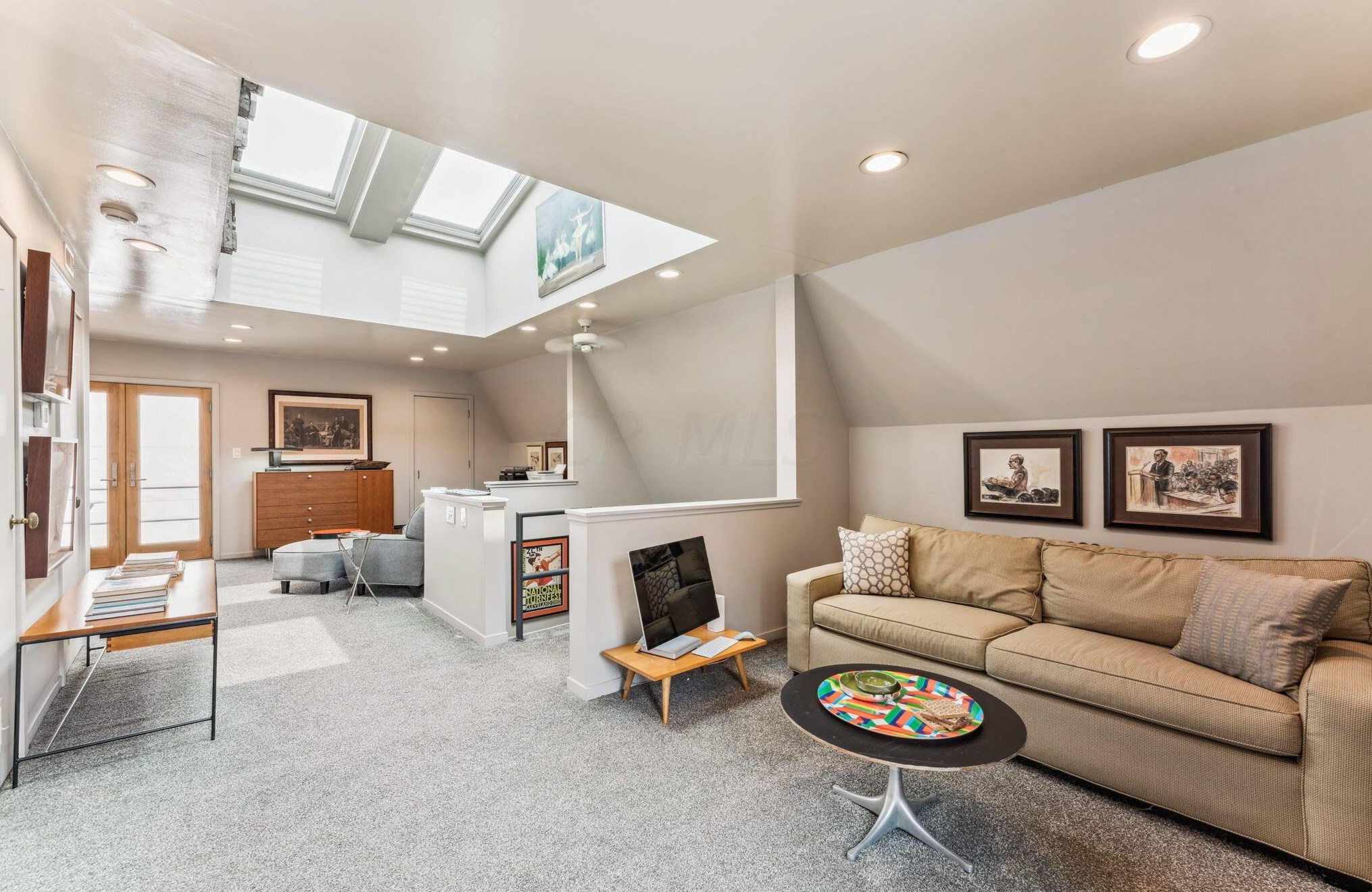 393 Library Park Ct, Columbus OH exterior