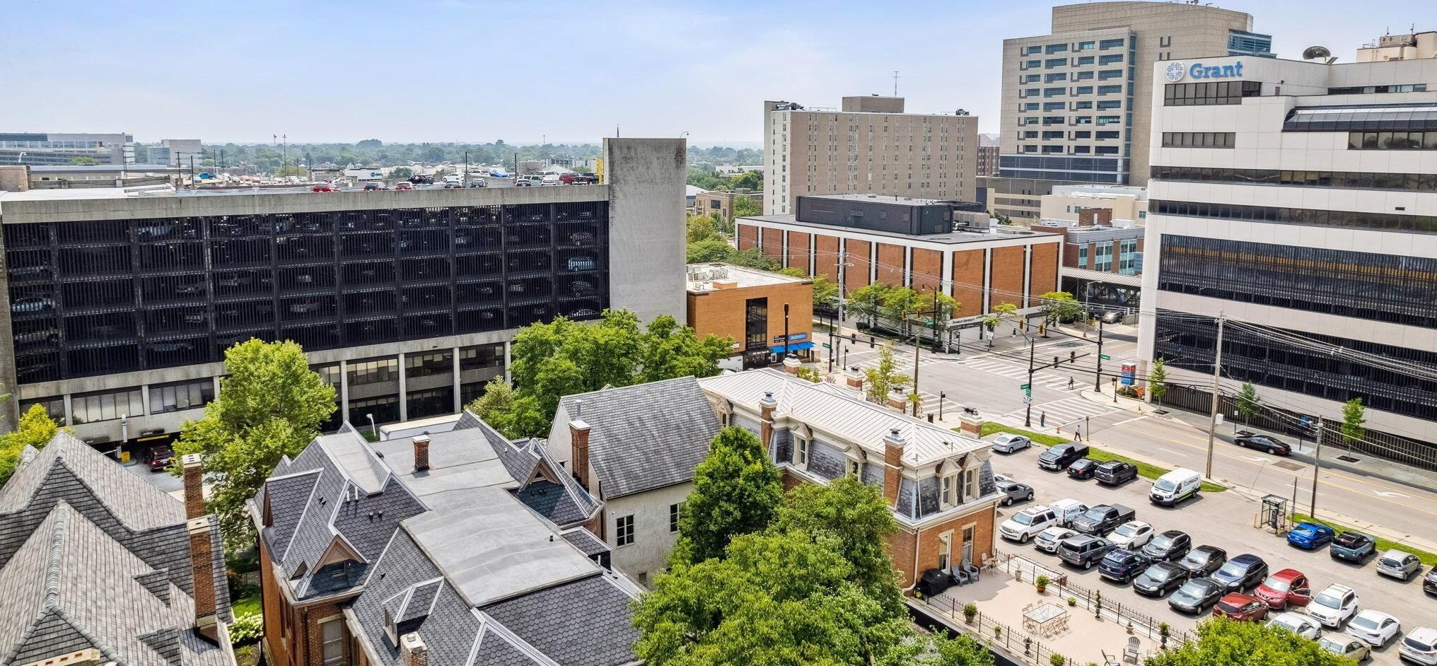 393 Library Park Ct, Columbus OH exterior