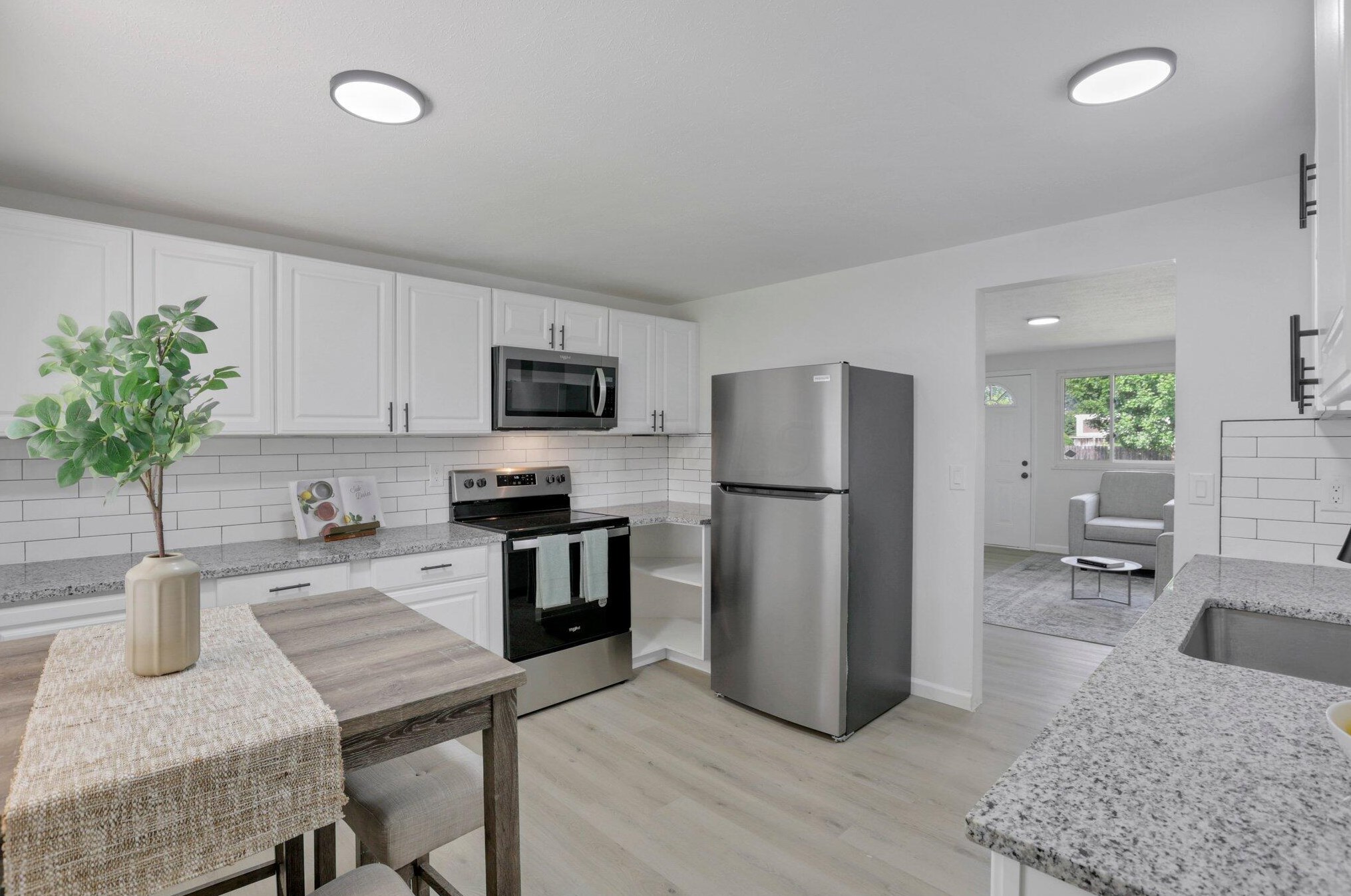 4702 Edinburgh Ln, Columbus OH 43229-5847 exterior