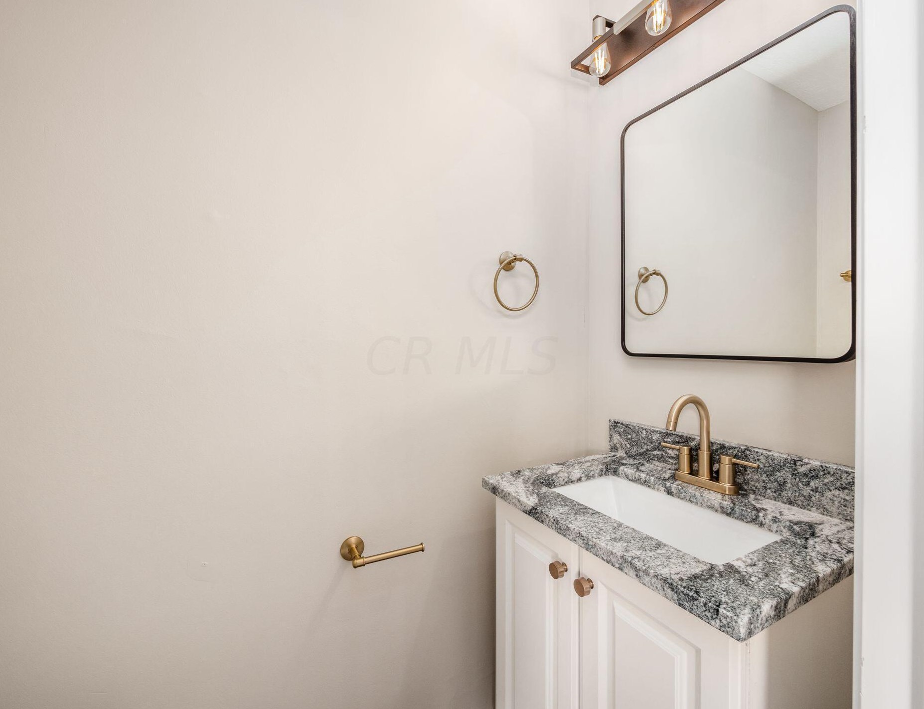 4636 Ludington Rd, Columbus OH 43227-1326 exterior