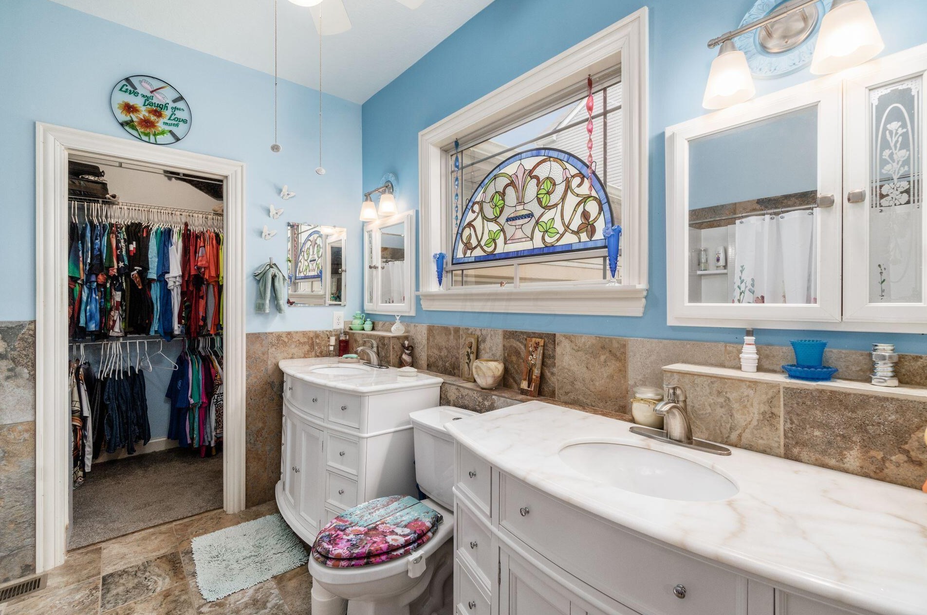 7563 Jenkins Dr, Cnl Wnchstr OH  43110-8381 exterior