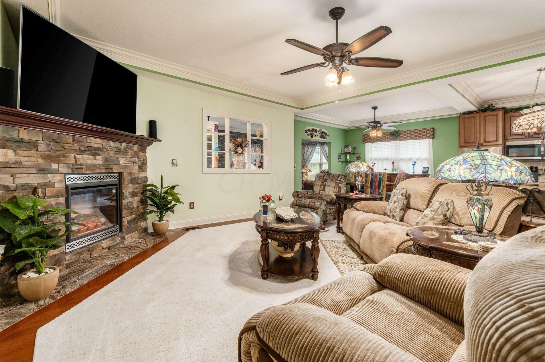 7563 Jenkins Dr, Cnl Wnchstr OH  43110-8381 exterior