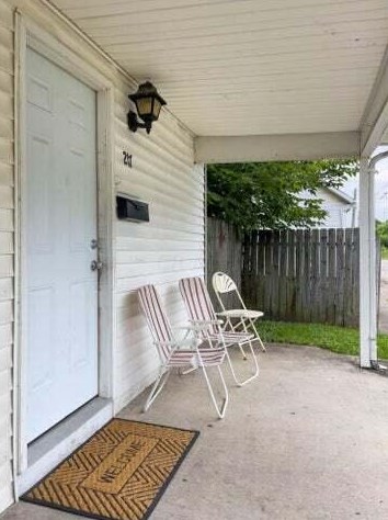 215 Pindar St, Urbana, OH 43078-1325