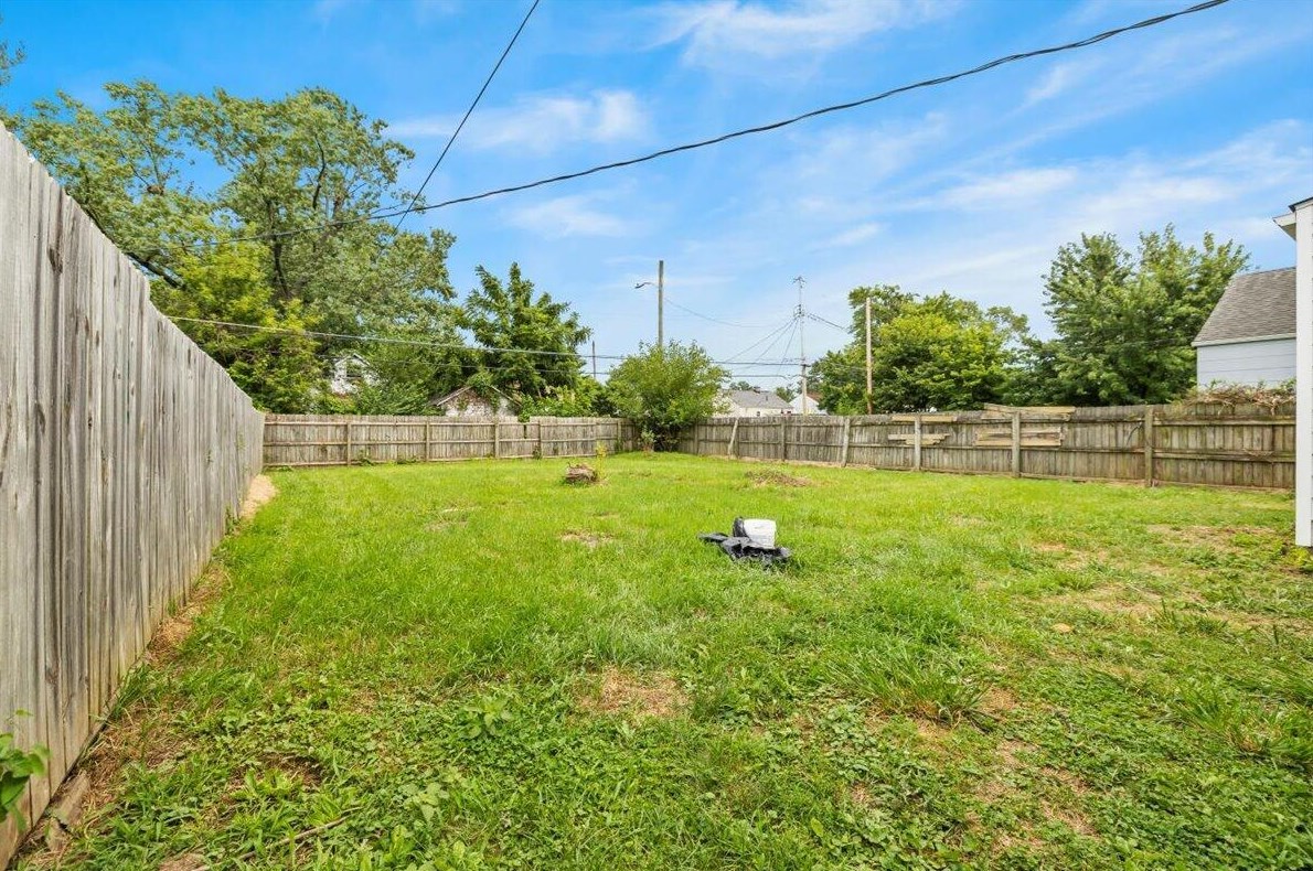 2818 Audubon Rd, Columbus OH 43211-1168 exterior