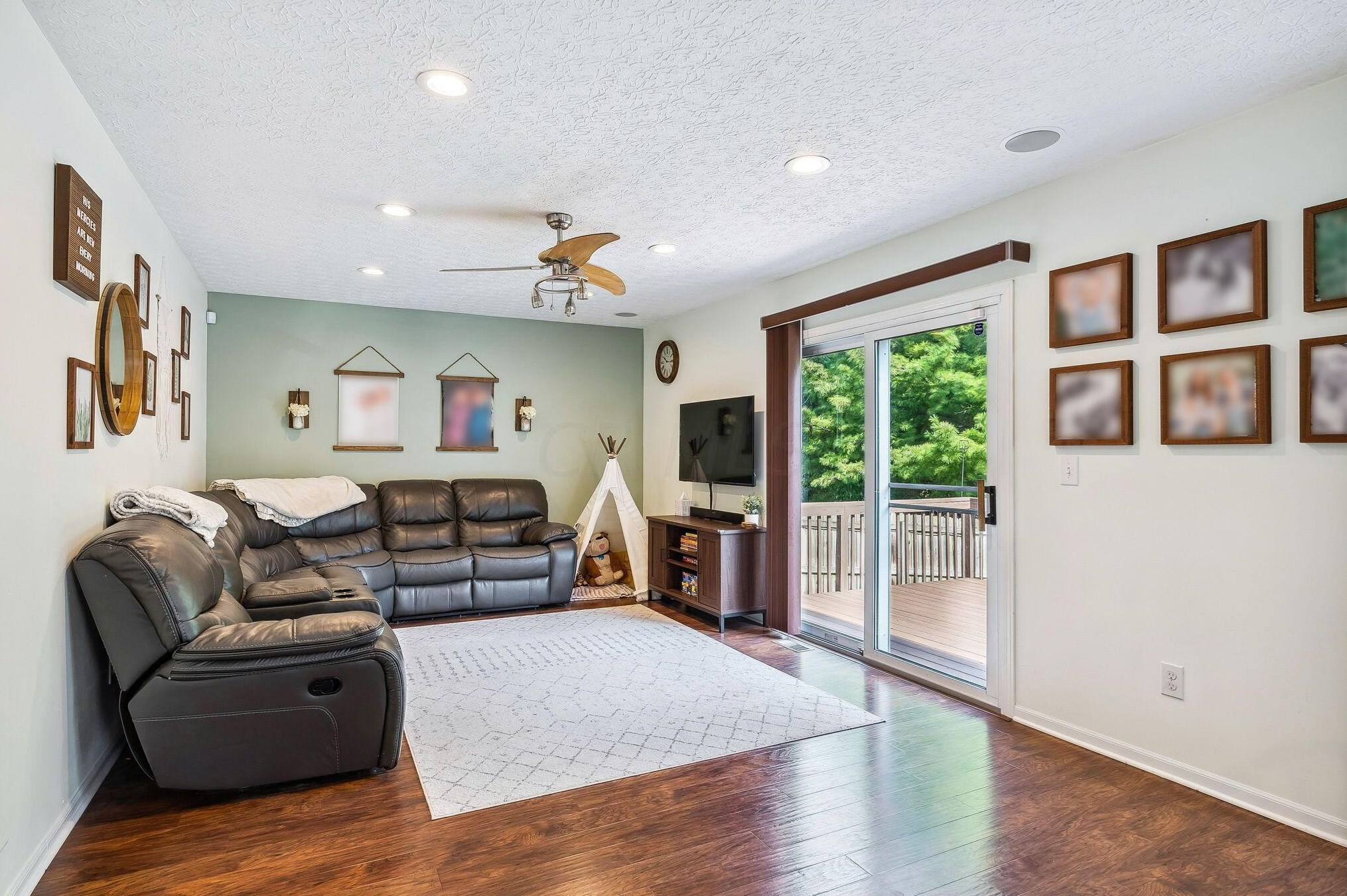 274 Chatterly Ln, Columbus OH 43207-5334 exterior