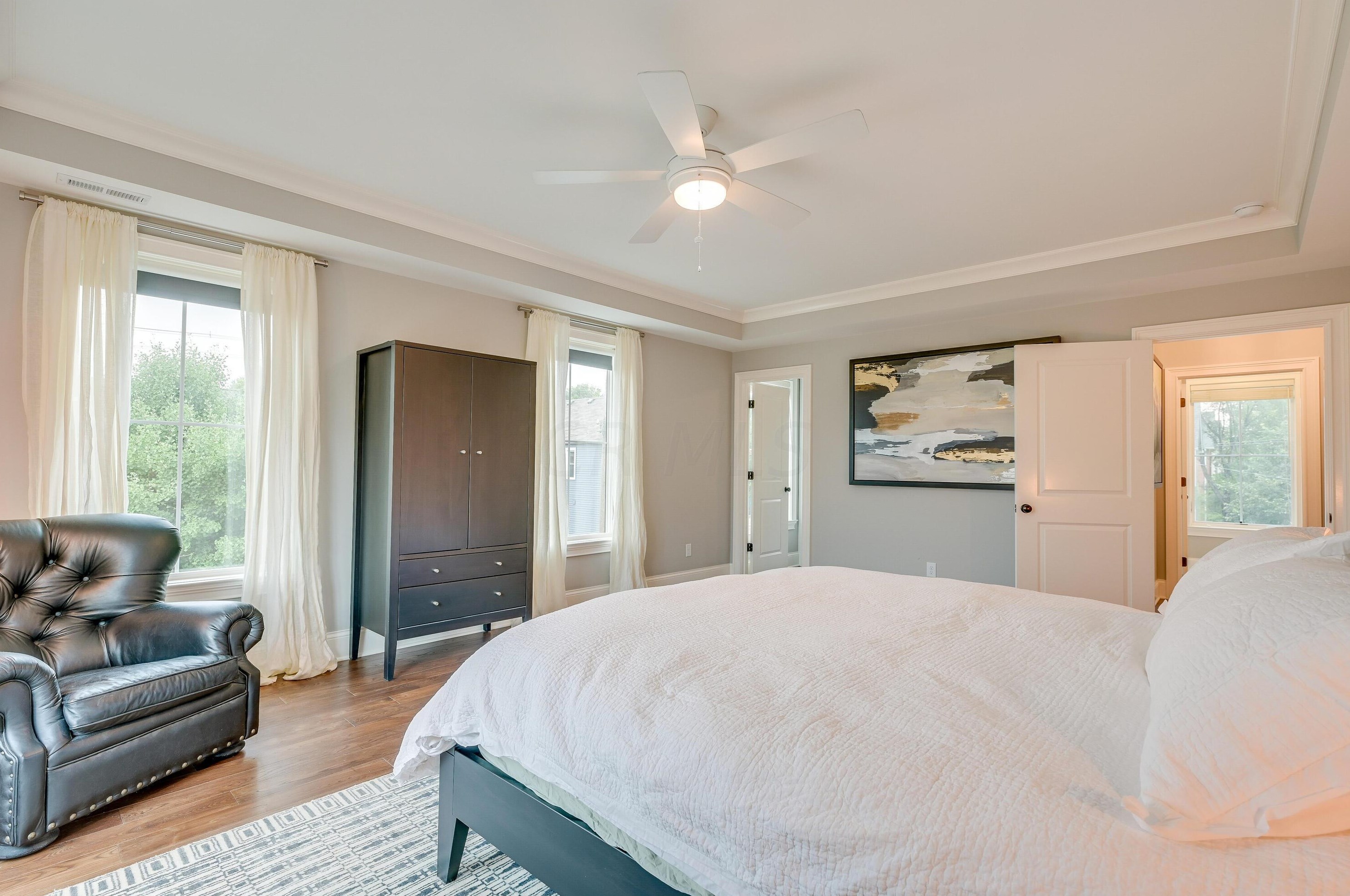 445 Beck St, Columbus OH 43215-5727 exterior