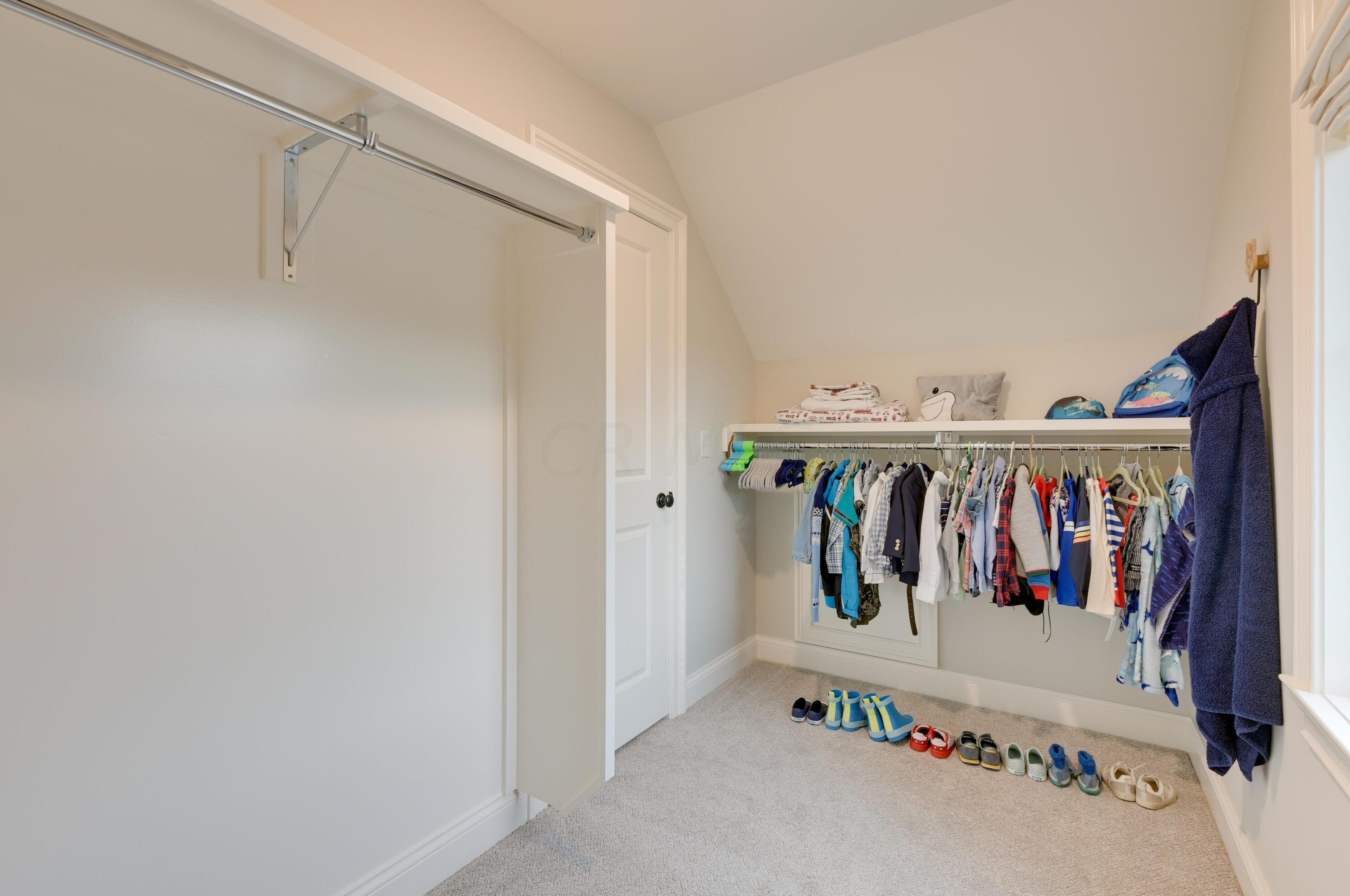 445 Beck St, Columbus OH 43215-5727 exterior