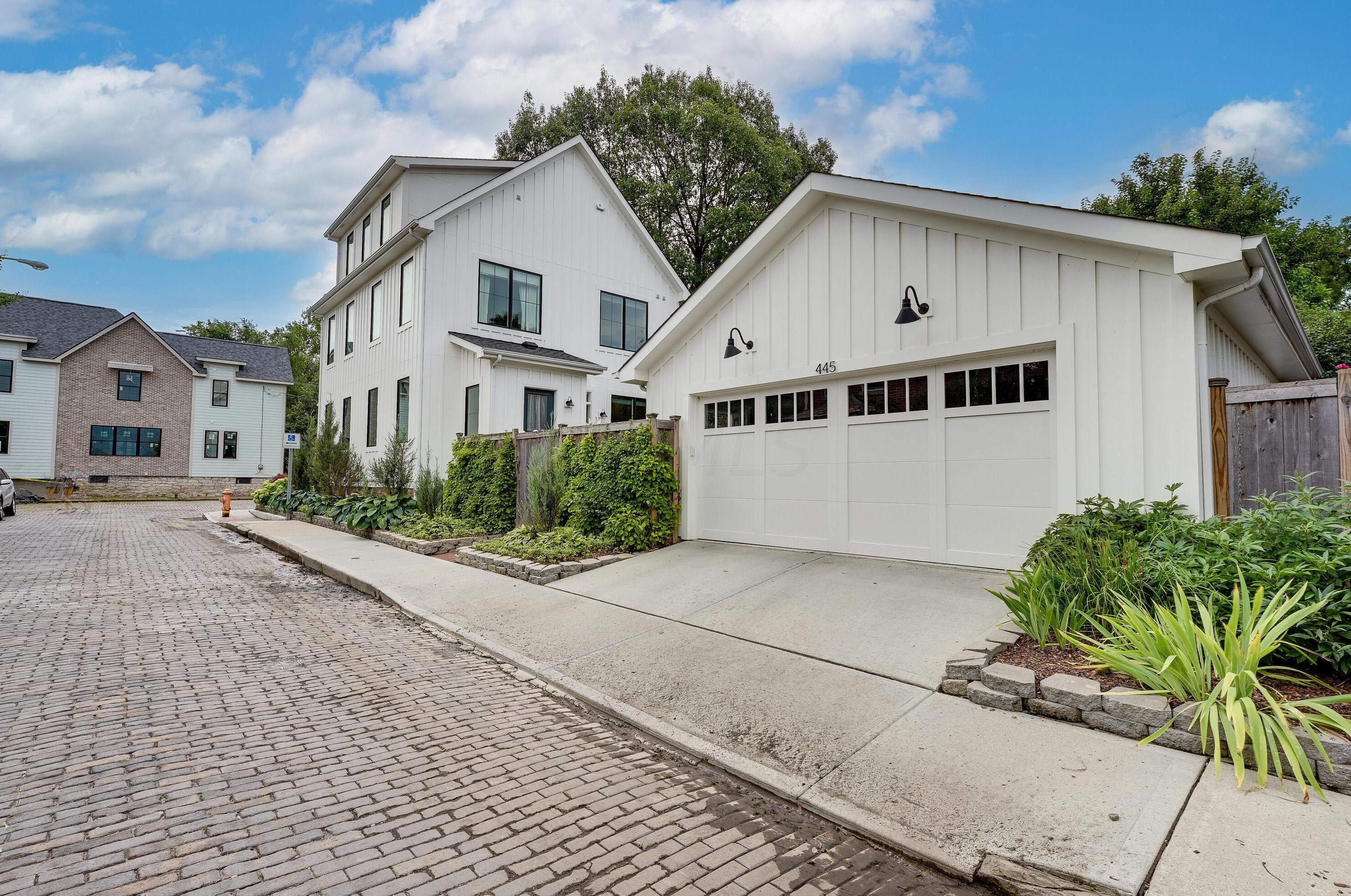 445 Beck St, Columbus, OH 43206-1378