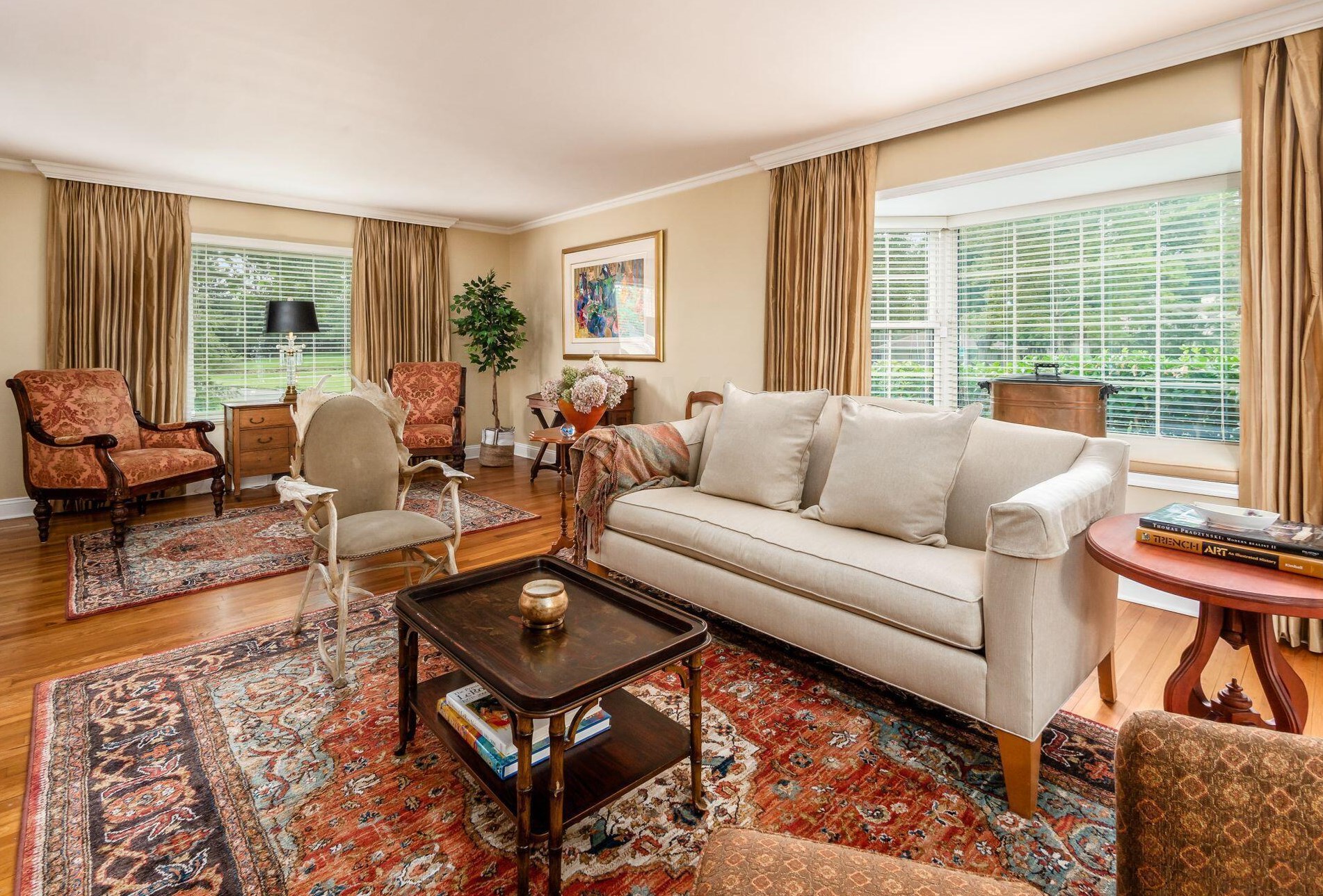 363 Kellner Rd, Columbus OH 43209-2266 exterior