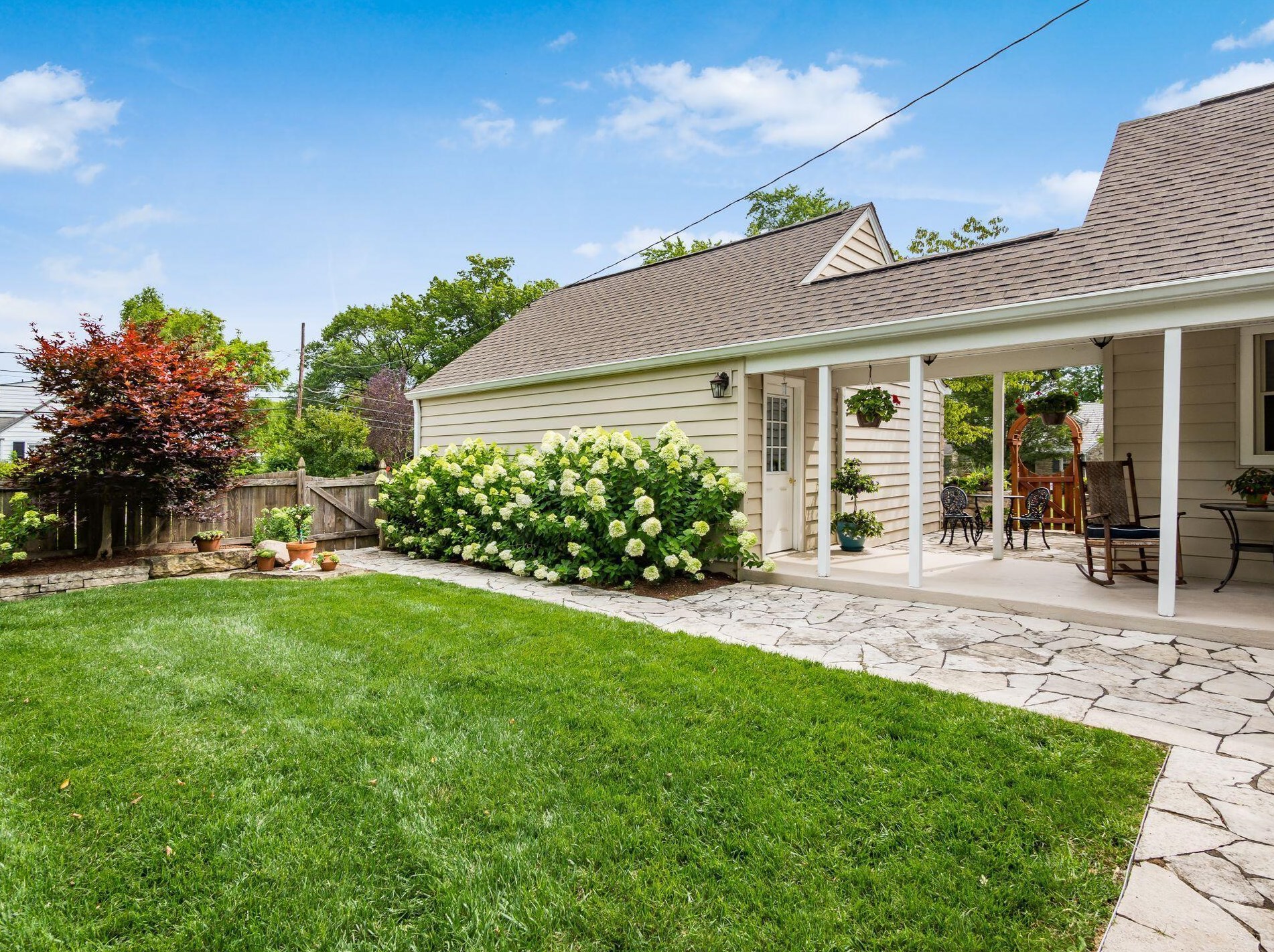 363 Kellner Rd, Columbus OH 43209-2266 exterior