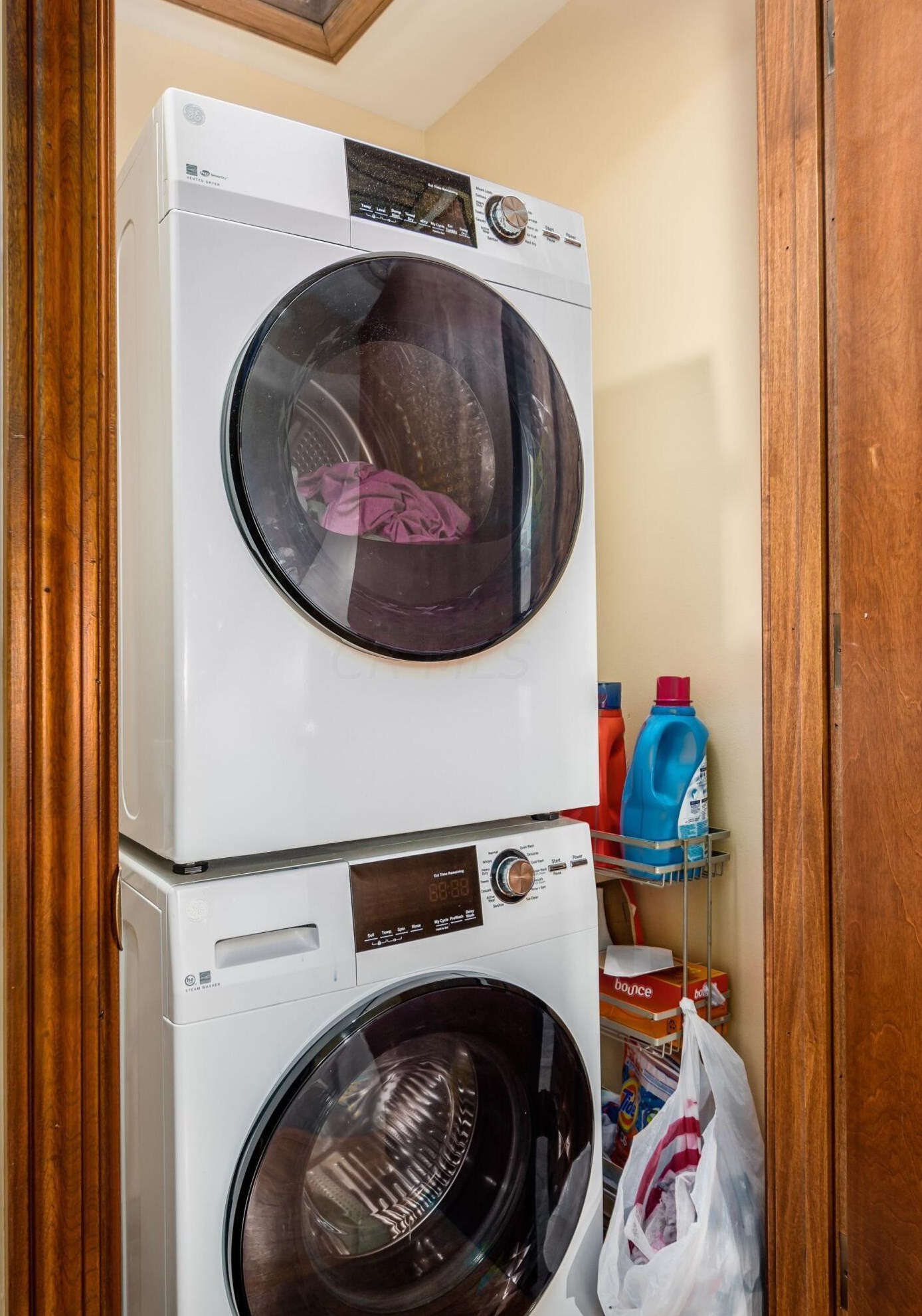 363 Kellner Rd, Columbus OH 43209-2266 exterior