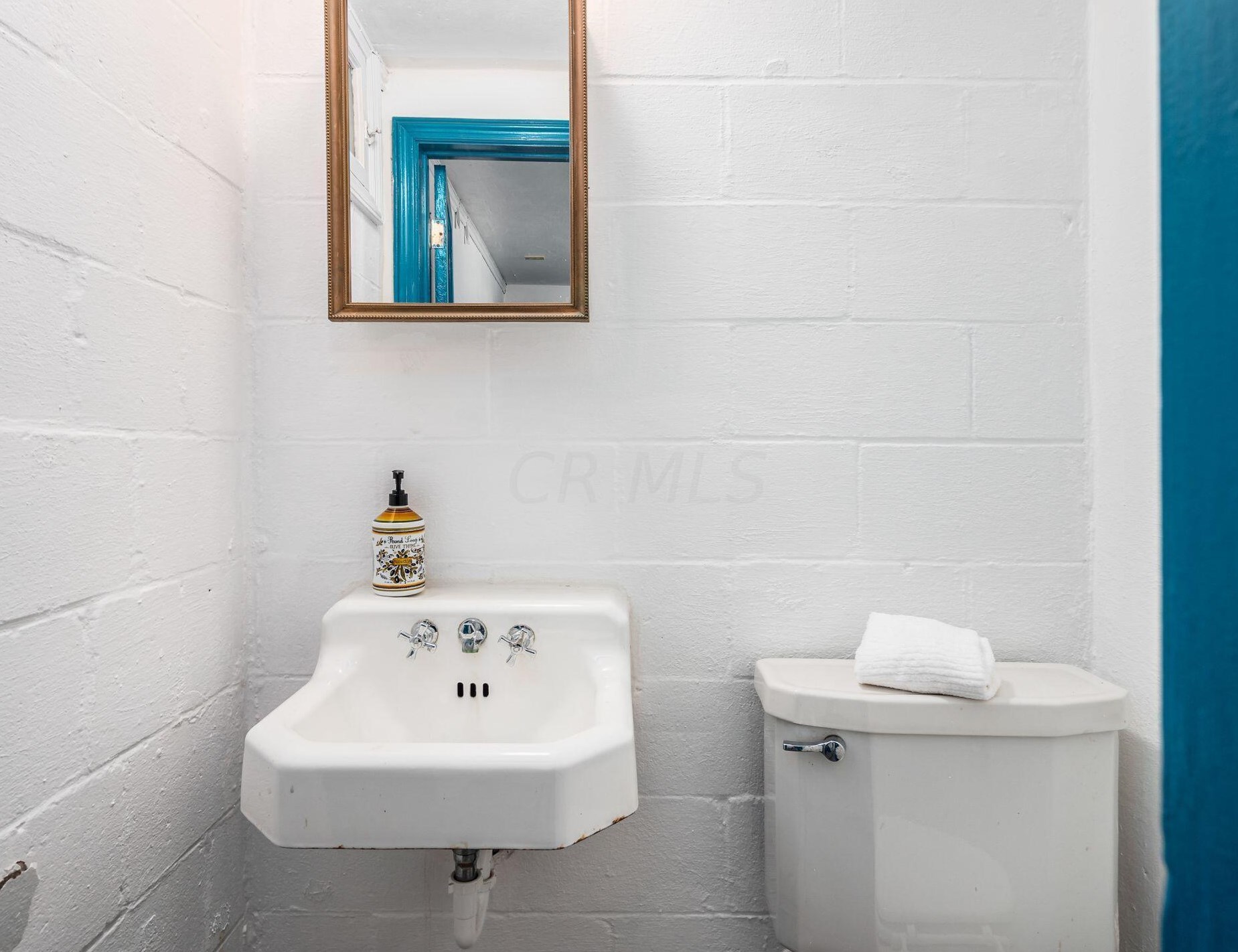 363 Kellner Rd, Columbus OH 43209-2266 exterior