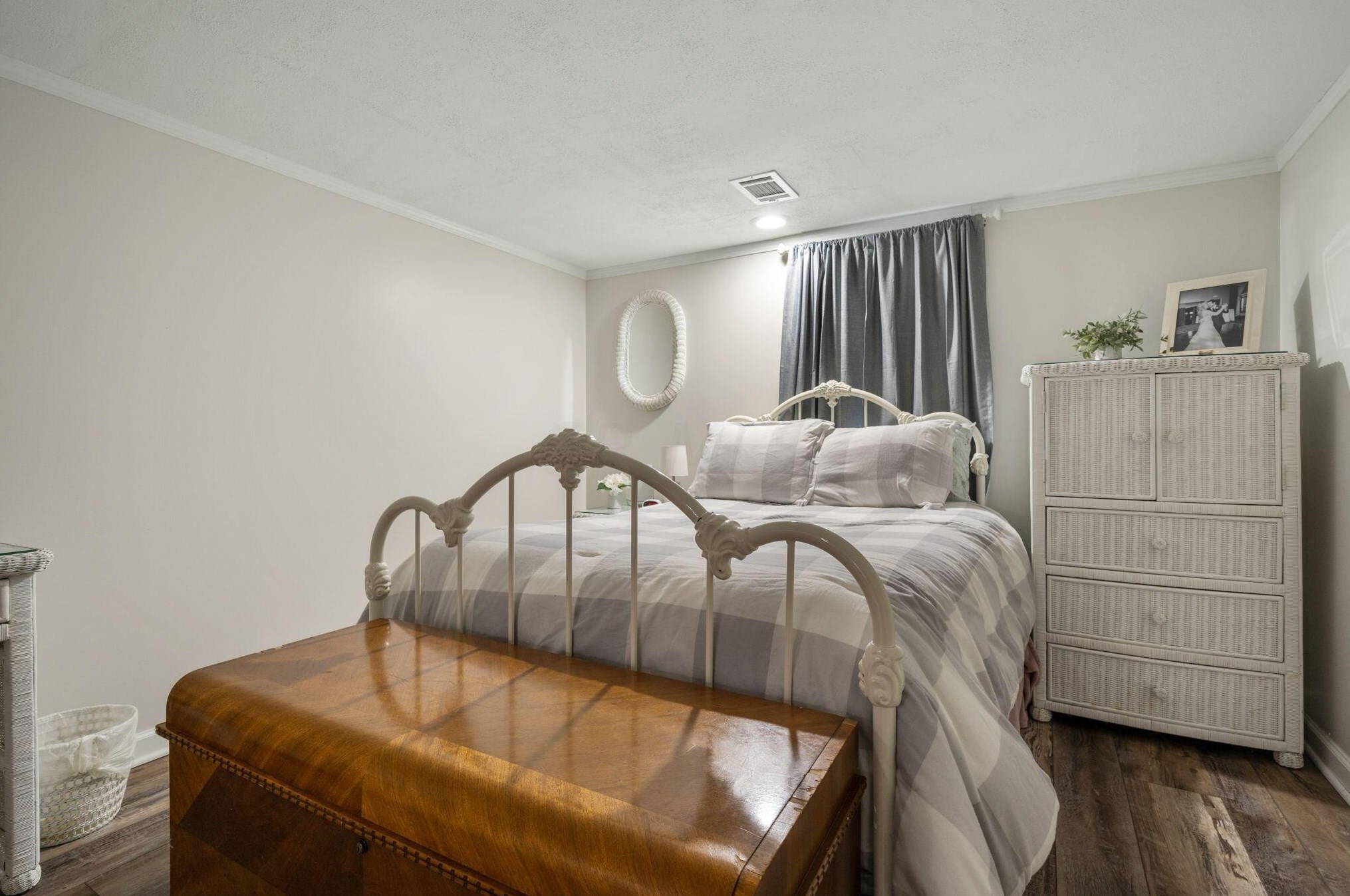 1994 Milden Rd, Columbus OH 43221-1939 exterior