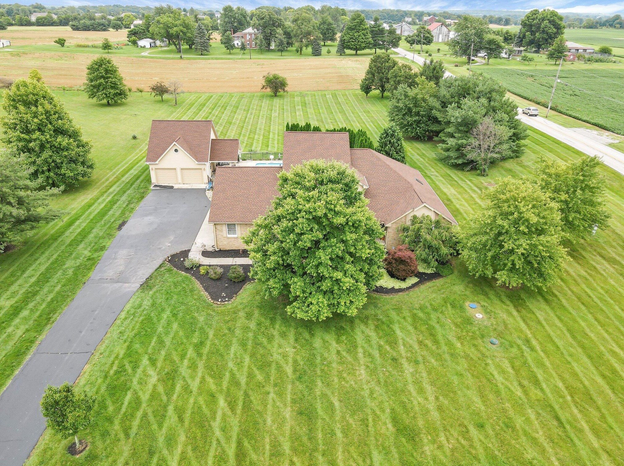 1032 Slate Ridge Dr, Cnl Wnchstr, OH 43110-9333
