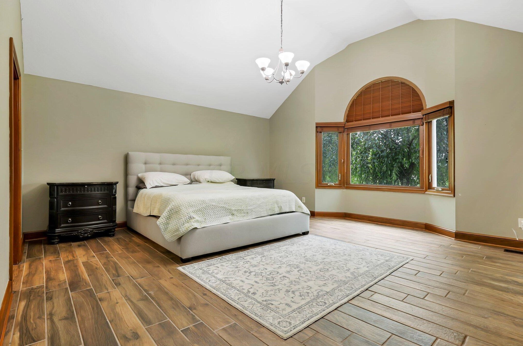 1032 Slate Rdg Dr, Cnl Wnchstr OH  43110-9341 exterior