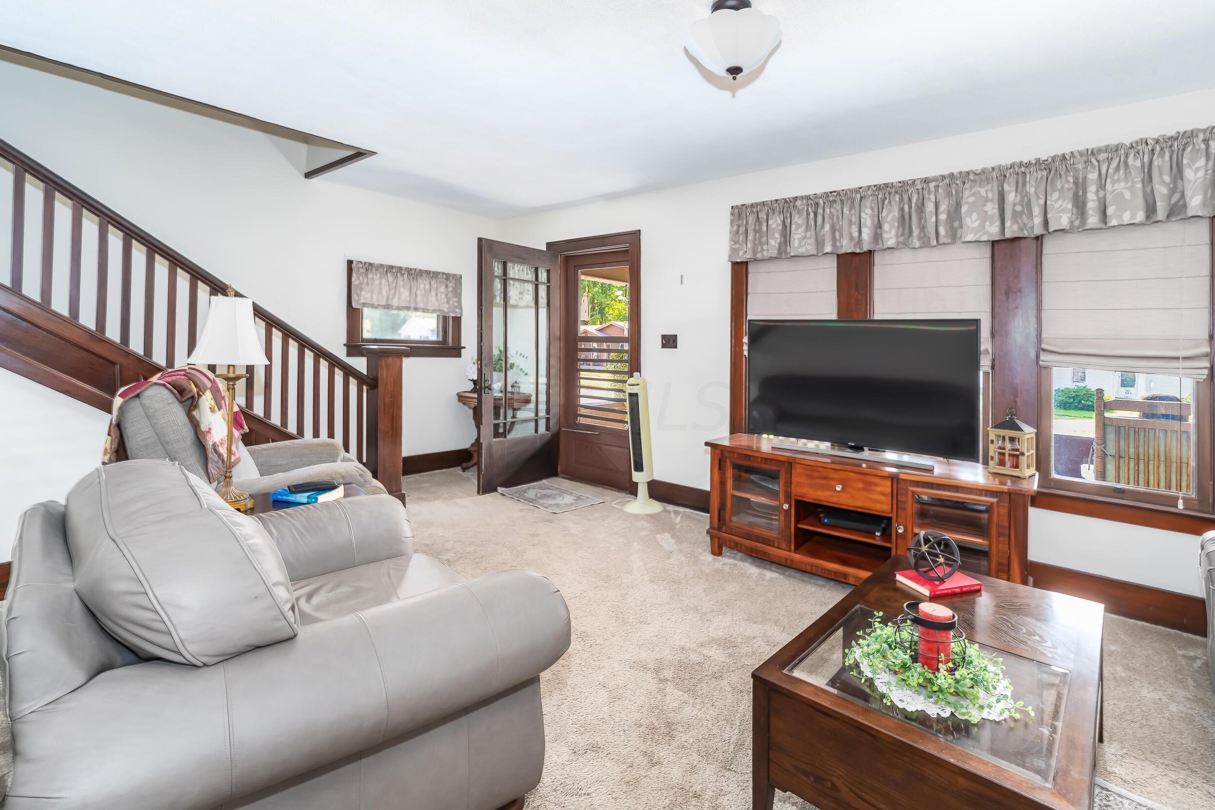 612 N Thoman St, Crestline, OH 44827