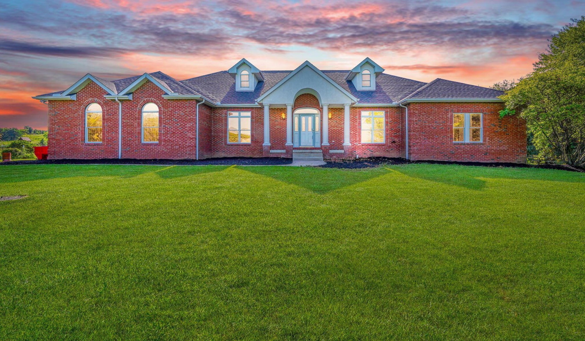 17914 Winchester Rd, Ashville, OH 43103-9710