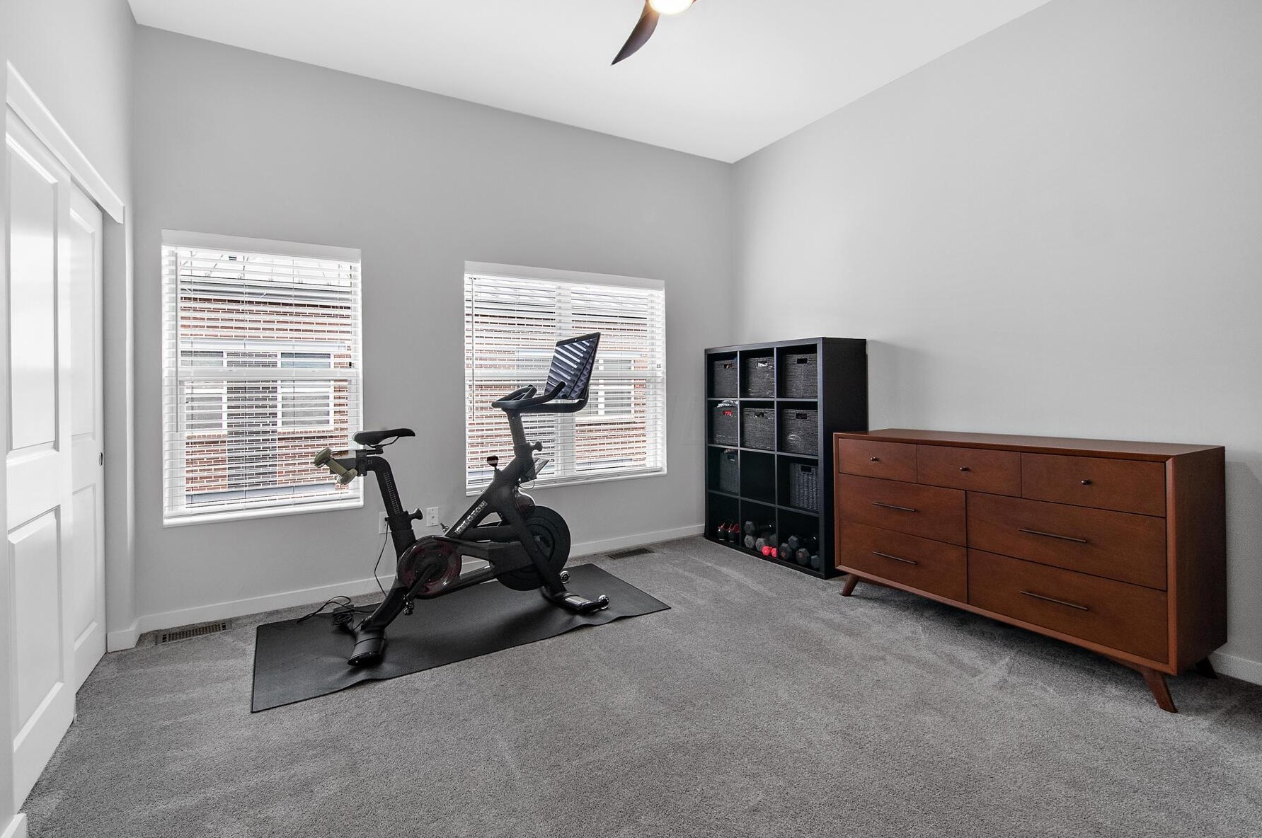 1013 Wall St, Columbus OH  43206-2560 exterior