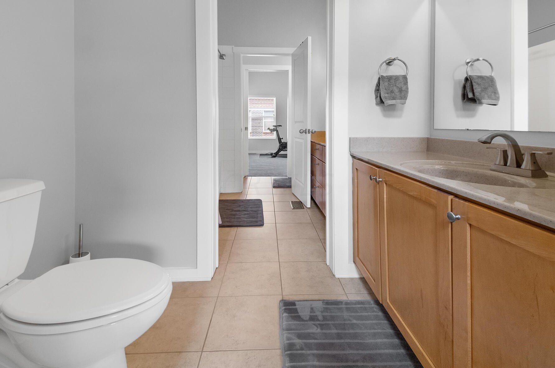 1013 Wall St, Columbus OH  43206-2560 exterior