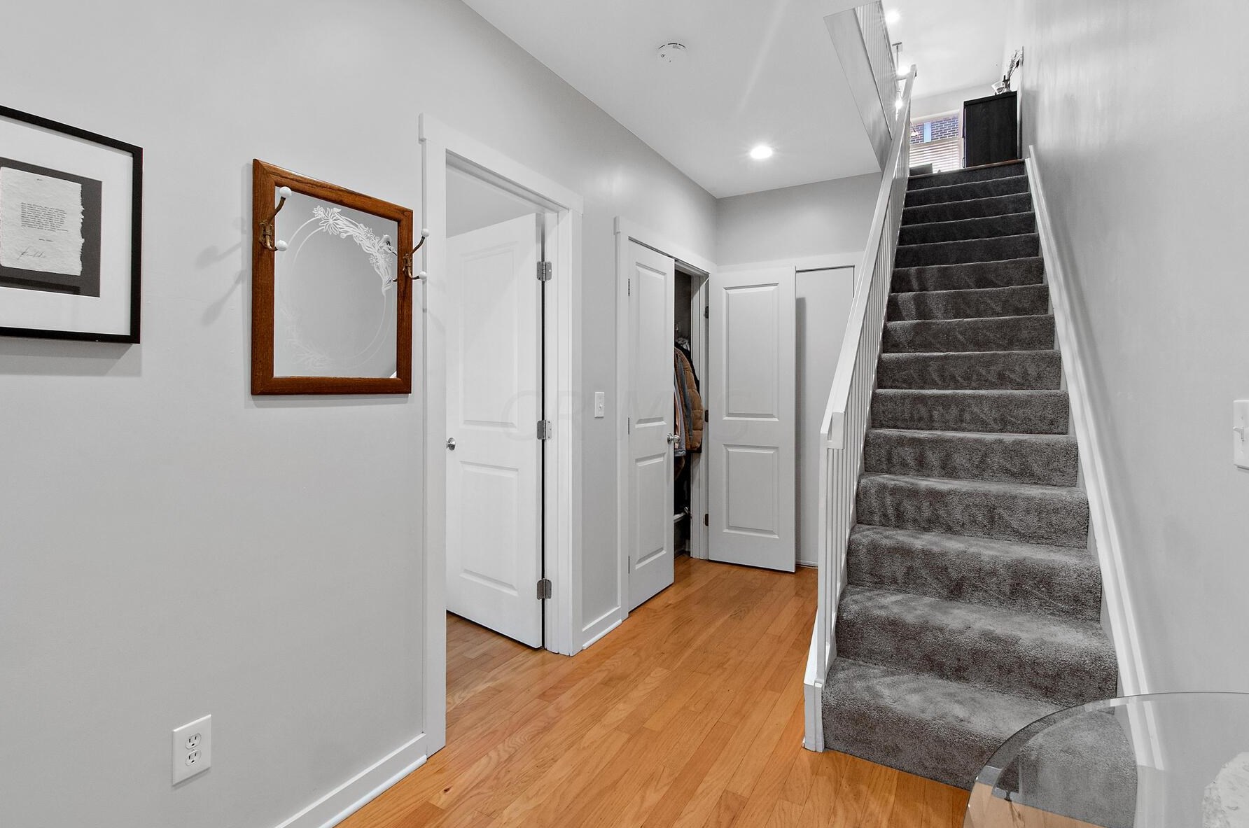 1013 Wall St, Columbus OH  43206-2560 exterior