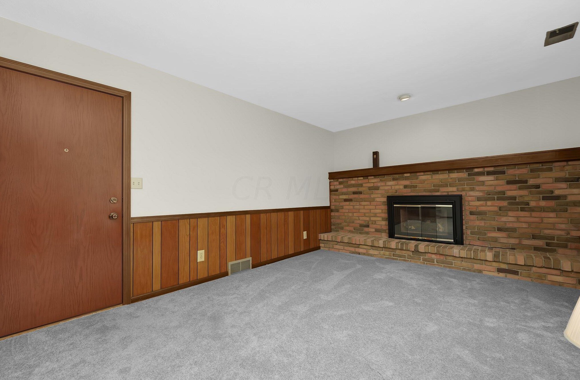 6012 Darby Ln, Columbus OH 43229-2626 exterior