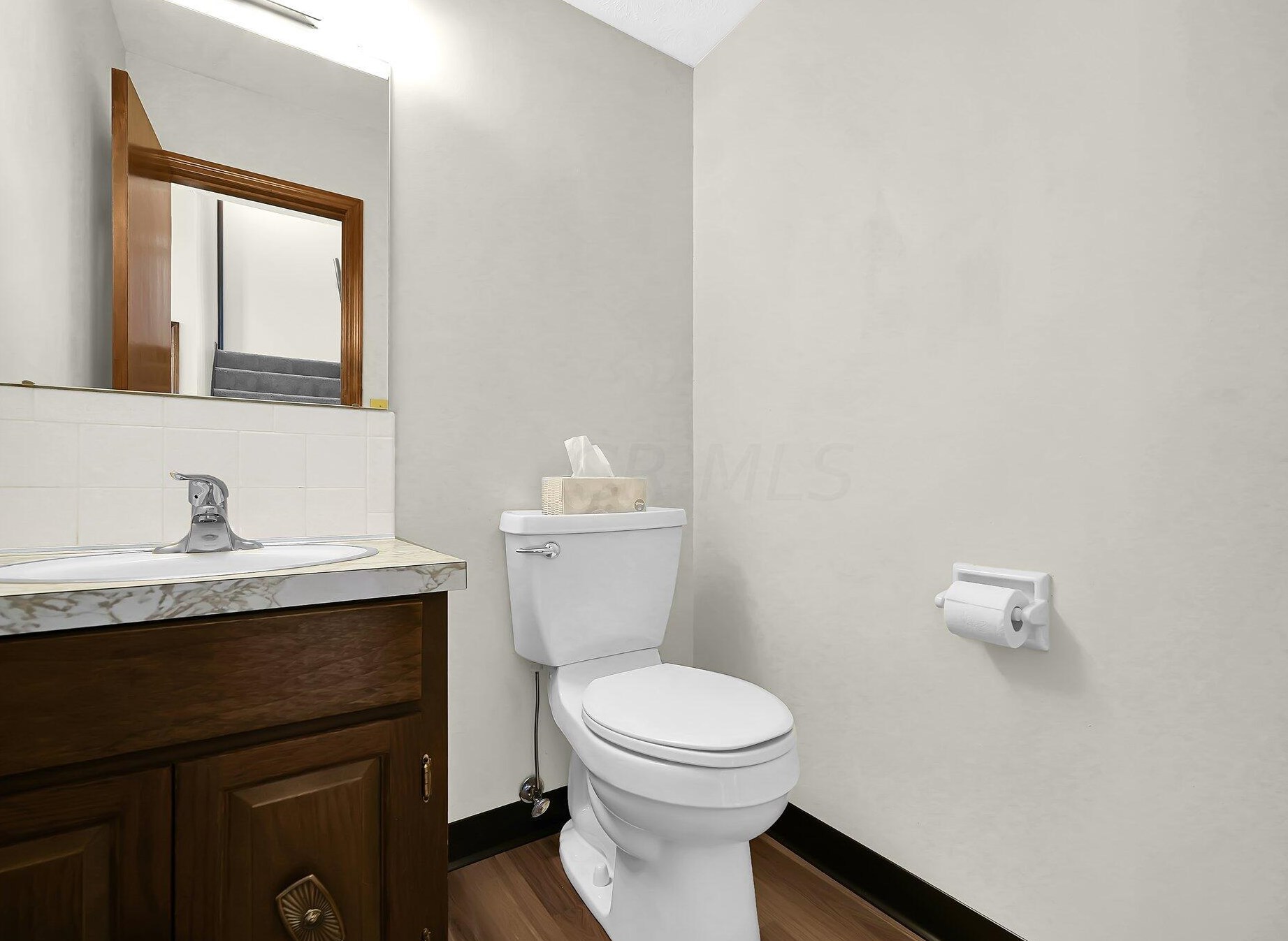 6012 Darby Ln, Columbus OH 43229-2626 exterior