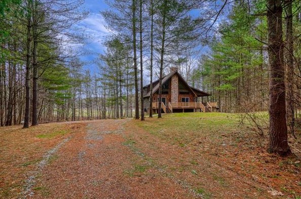 16512 Log Home Rd, Laurelville, OH 43135