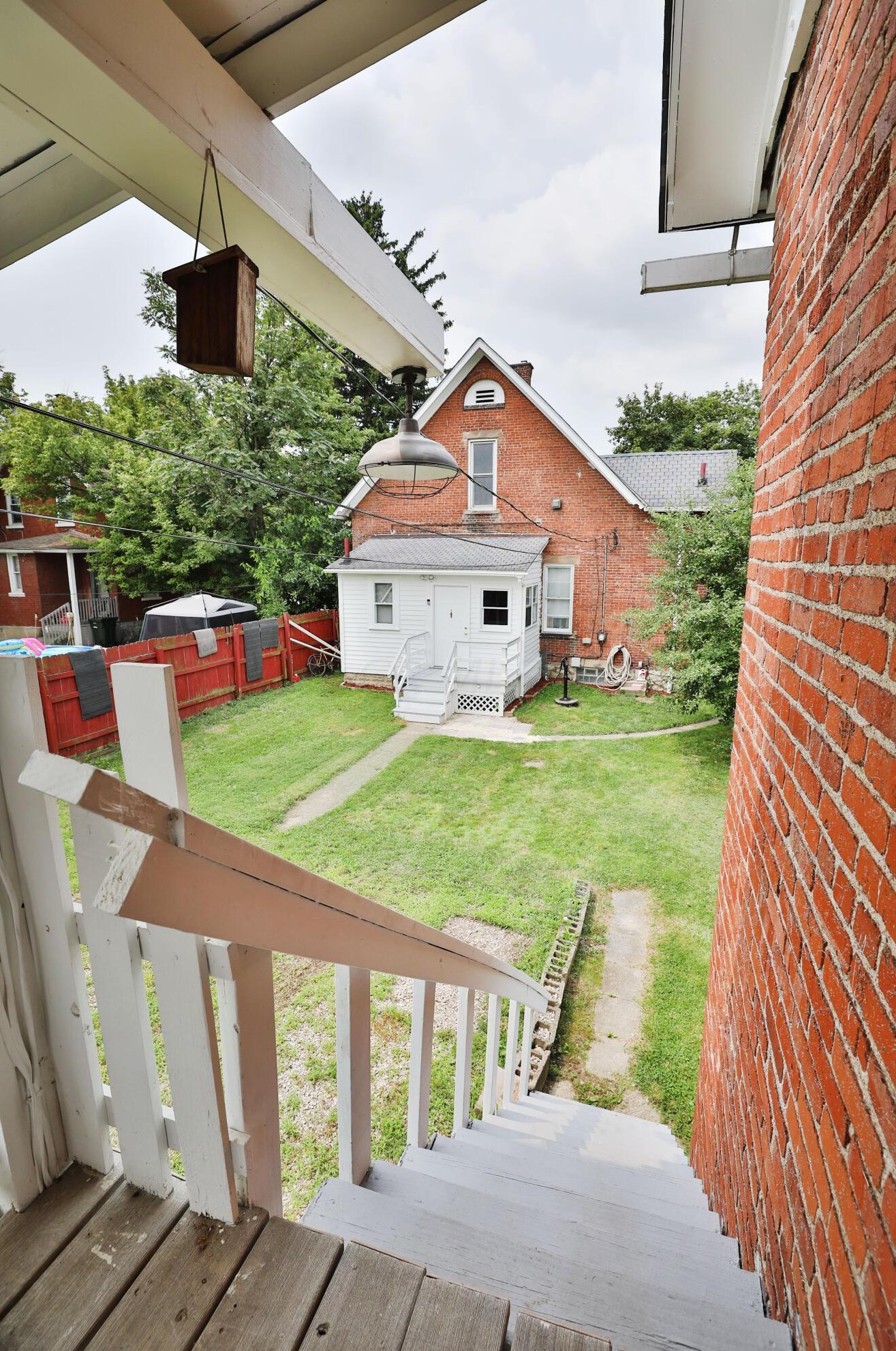 70 Warren Ave, Columbus OH 43204-3052 exterior