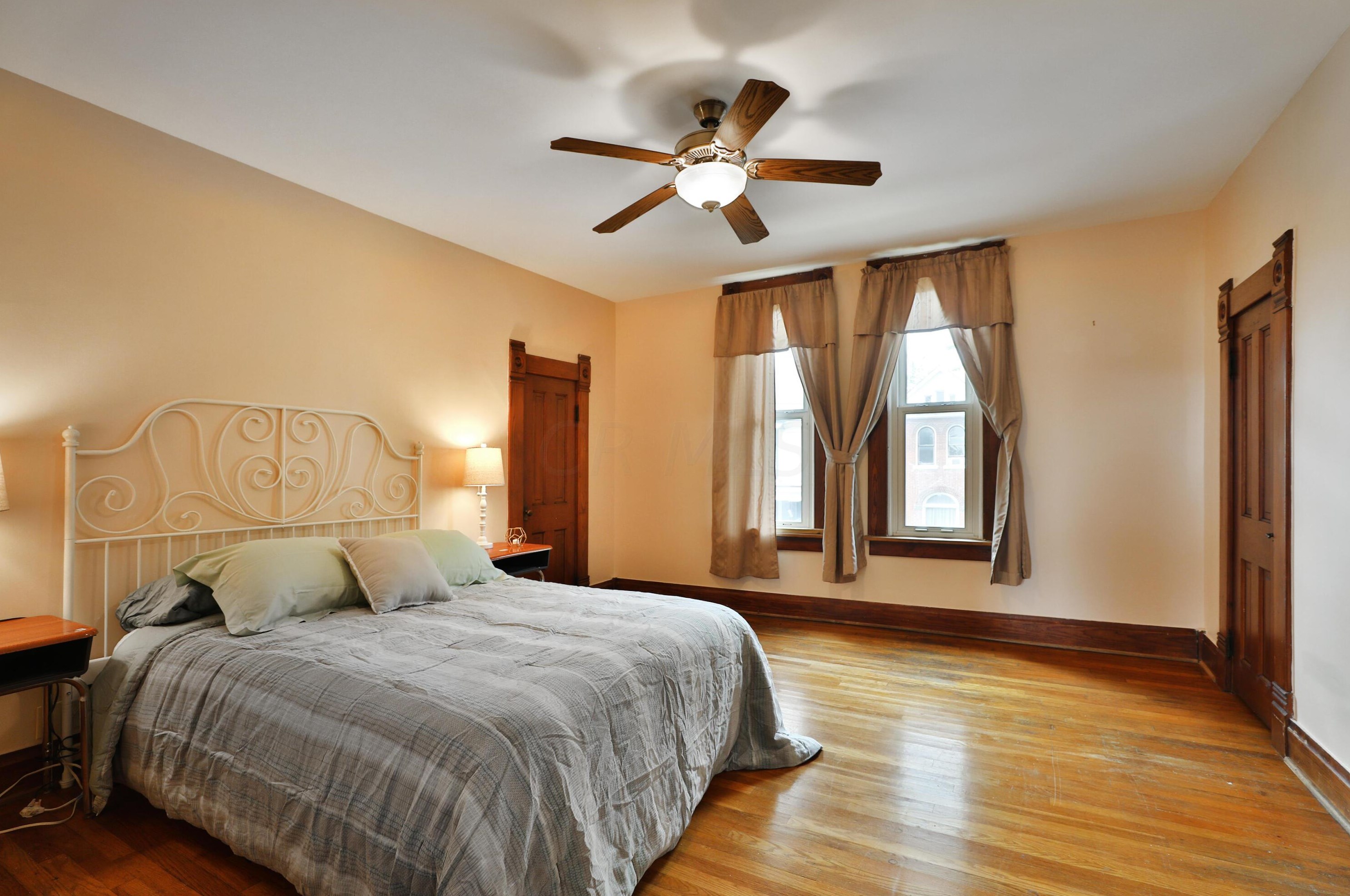 70 Warren Ave, Columbus OH 43204-3052 exterior