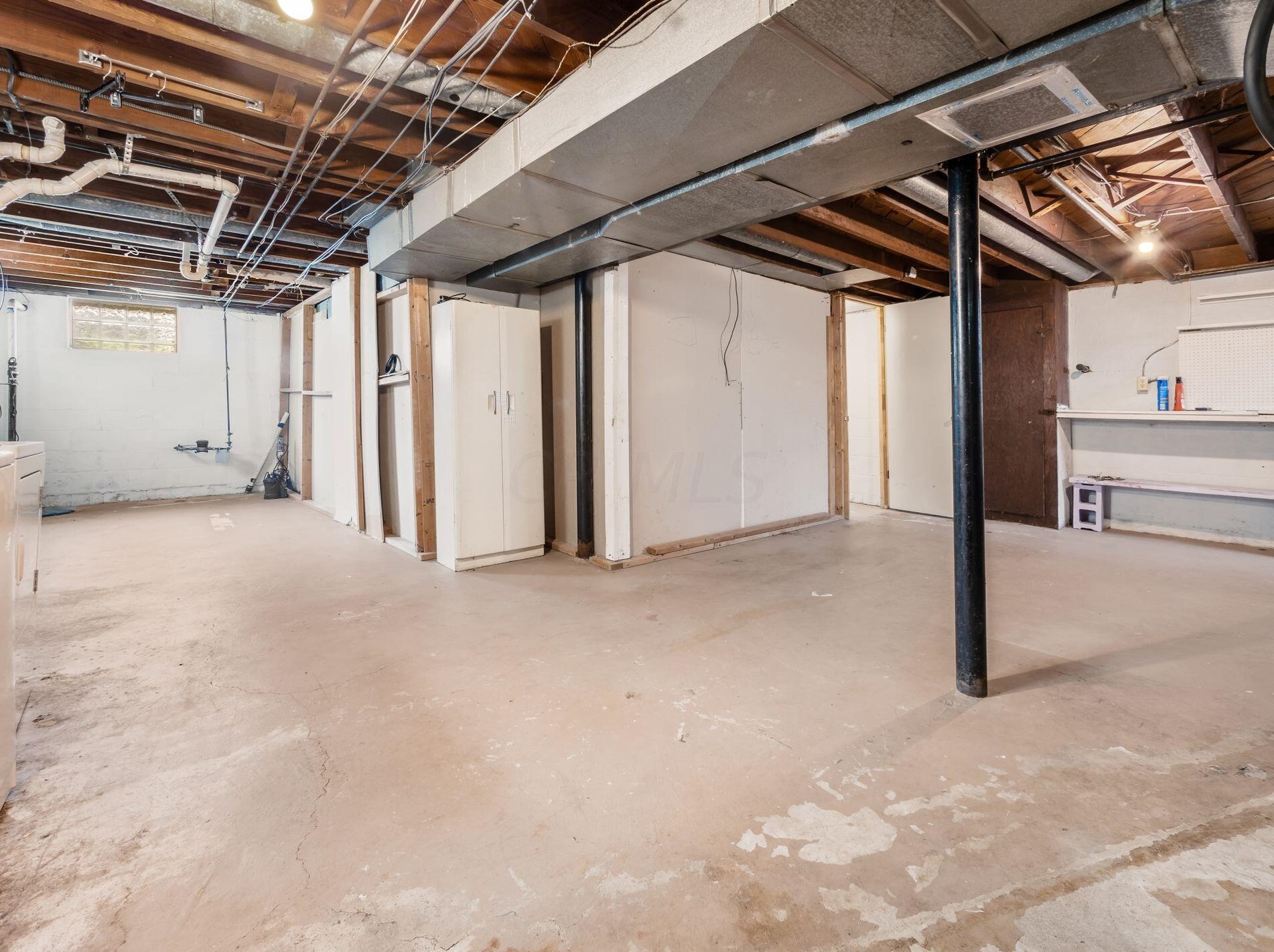 2265 Wickliffe Rd, Columbus OH 43221-1837 exterior