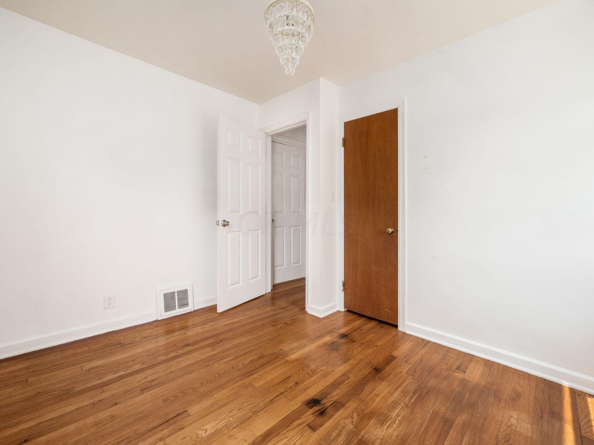 2265 Wickliffe Rd, Columbus OH 43221-1837 exterior