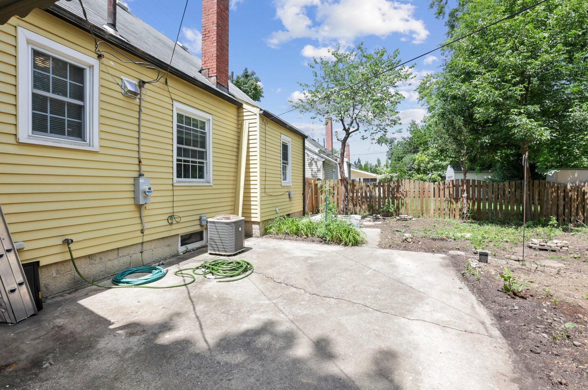 1778 Kenny Rd, Columbus OH  43212-1375 exterior