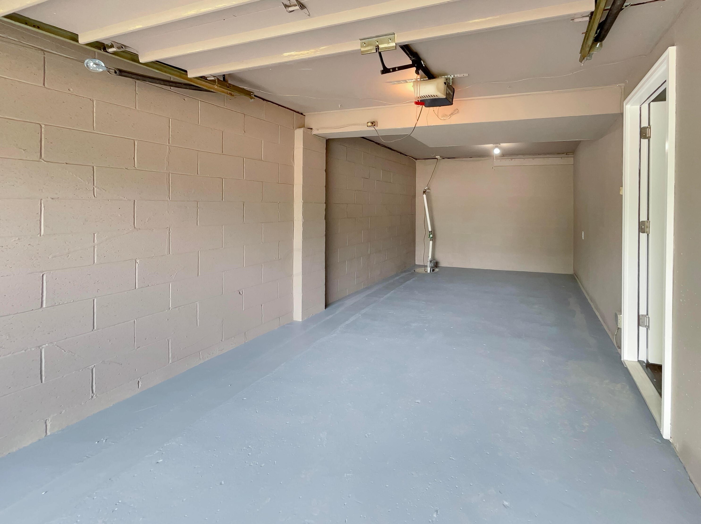 3324 Latonia Ct, Columbus OH  43232-5937 exterior