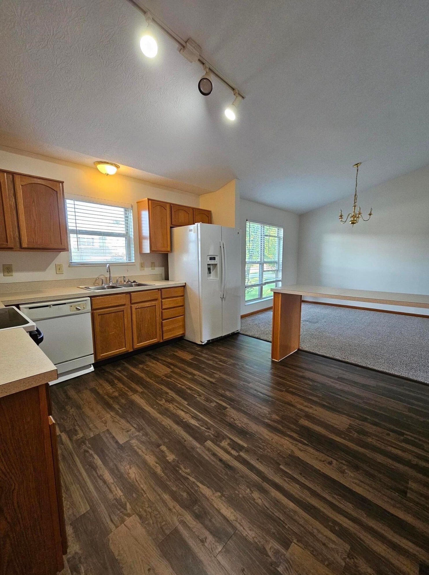 4476 Edgarton Dr, Darbydale, OH 43123