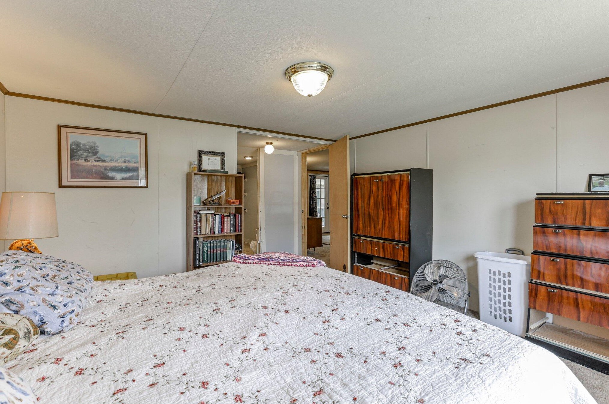 801 Scarlett Ln, Columbus OH 43207-8735 exterior