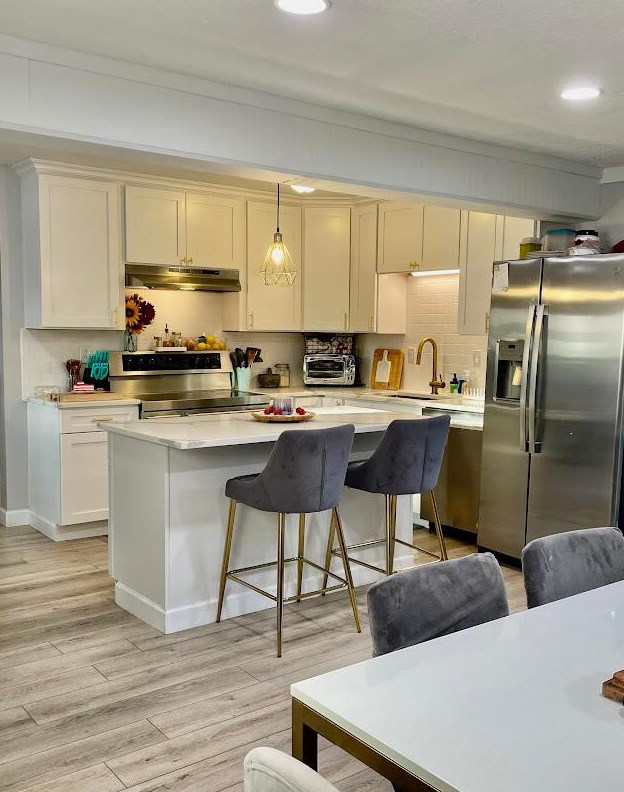 765 Weldon Ave, Columbus OH 43224-3952 exterior