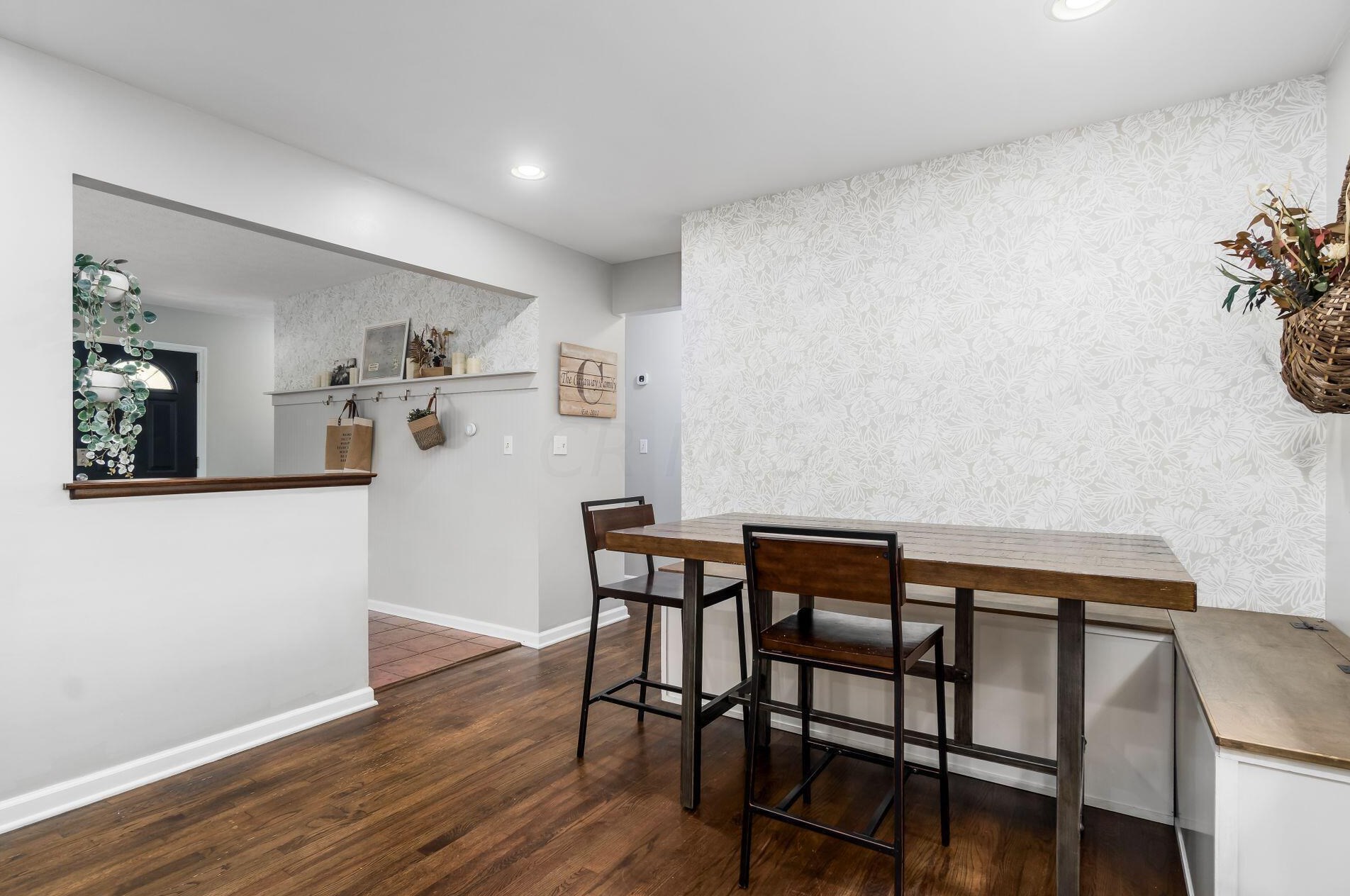 444 Anthony Ct, Columbus OH 43230-2626 exterior