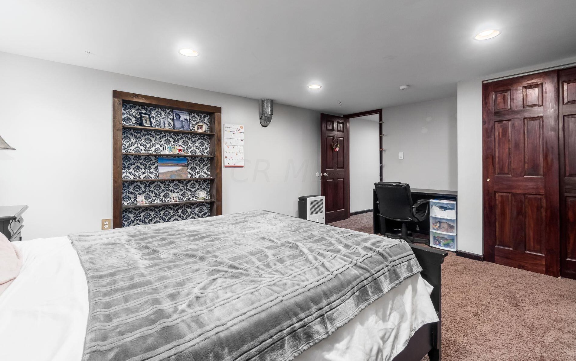 444 Anthony Ct, Columbus OH 43230-2626 exterior