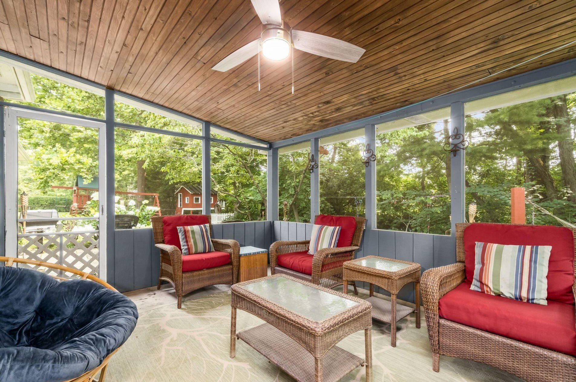 444 Anthony Ct, Columbus OH 43230-2626 exterior