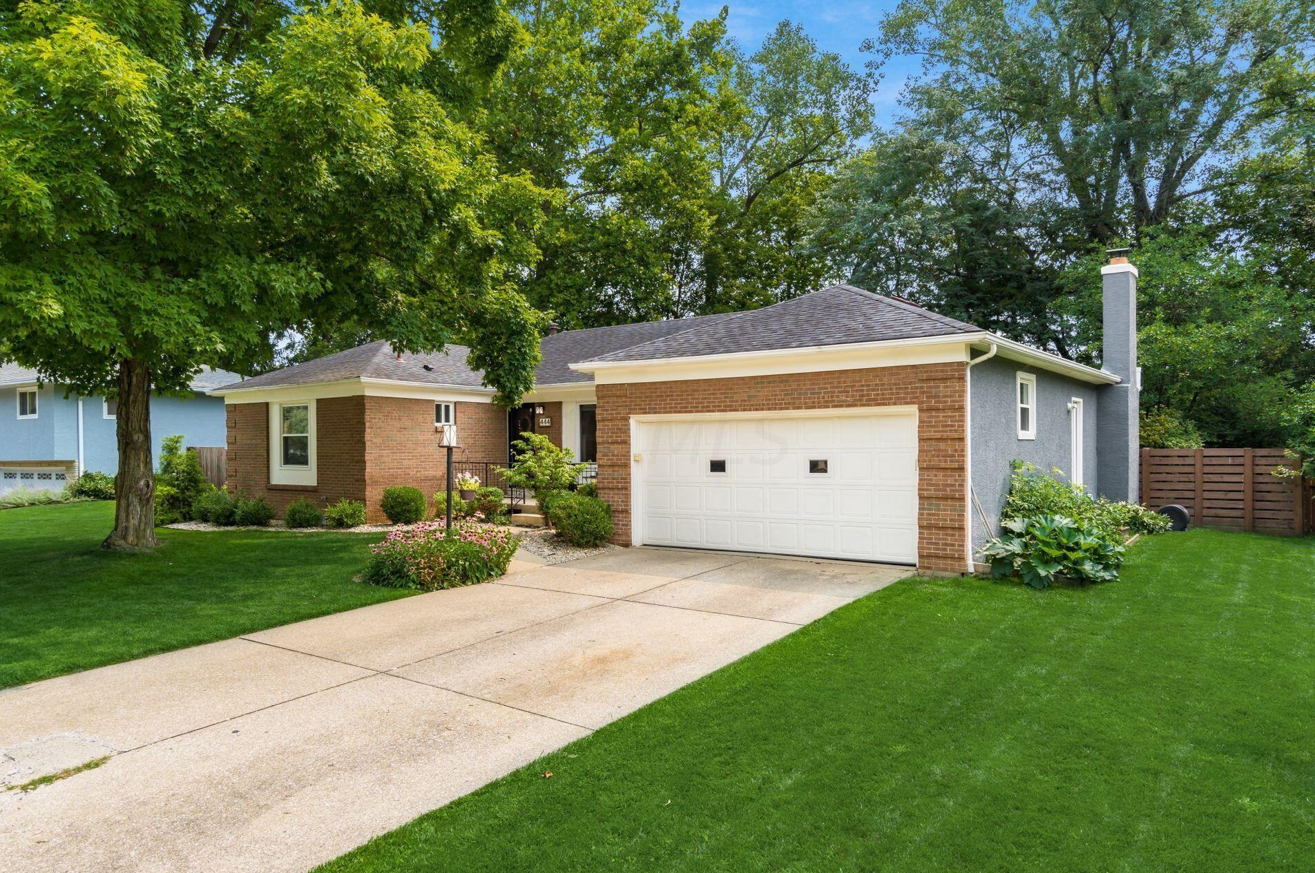 444 Anthony Ct, Columbus, OH 43230-2626