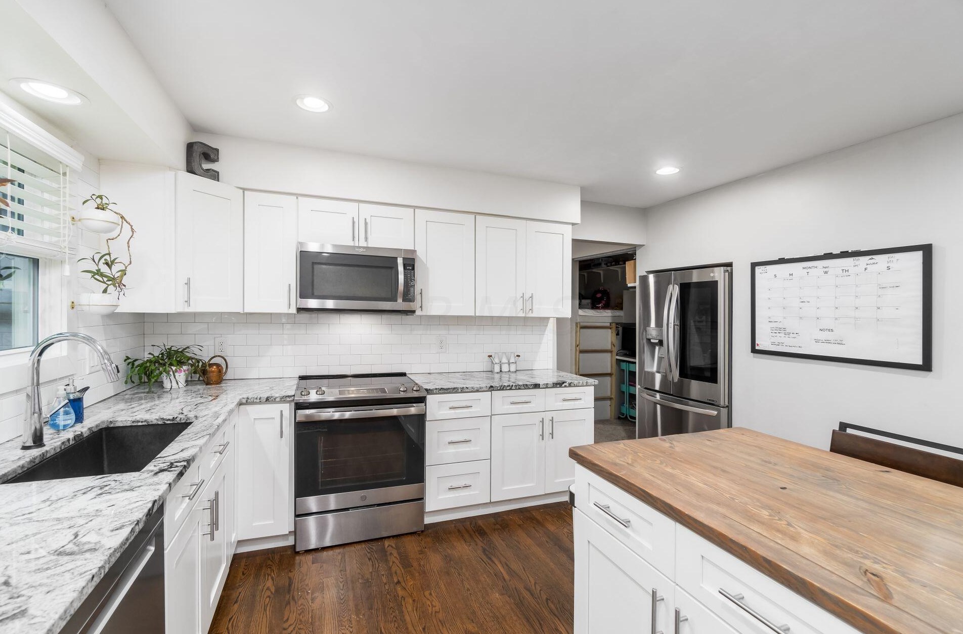 444 Anthony Ct, Columbus OH 43230-2626 exterior