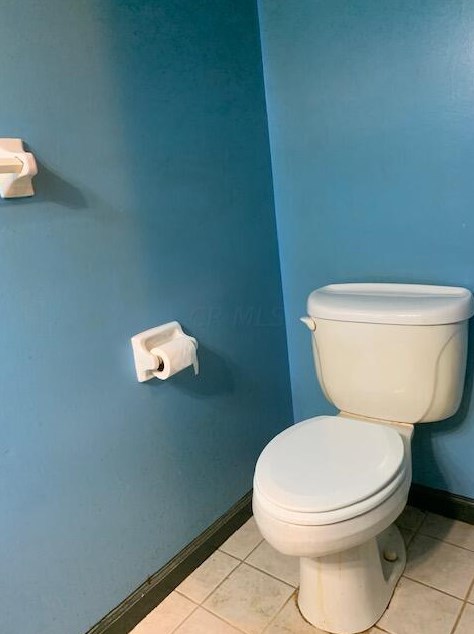 2355 Woodbrook Cir, Columbus OH 43223-3176 exterior