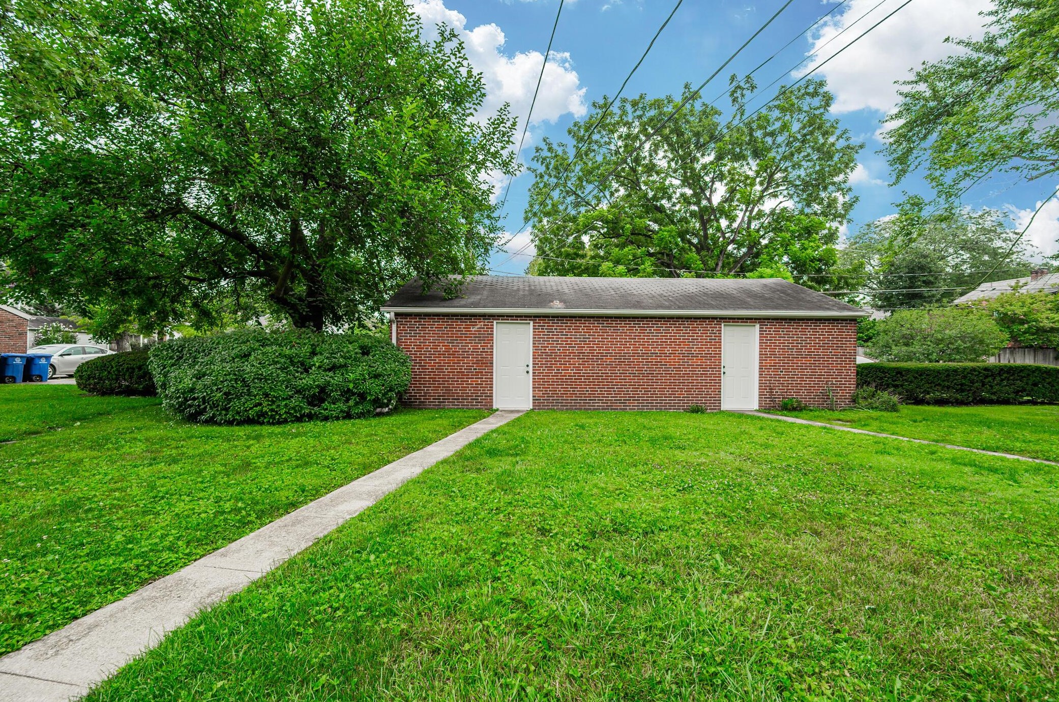 4648 High St, Columbus OH 43207-1154 exterior