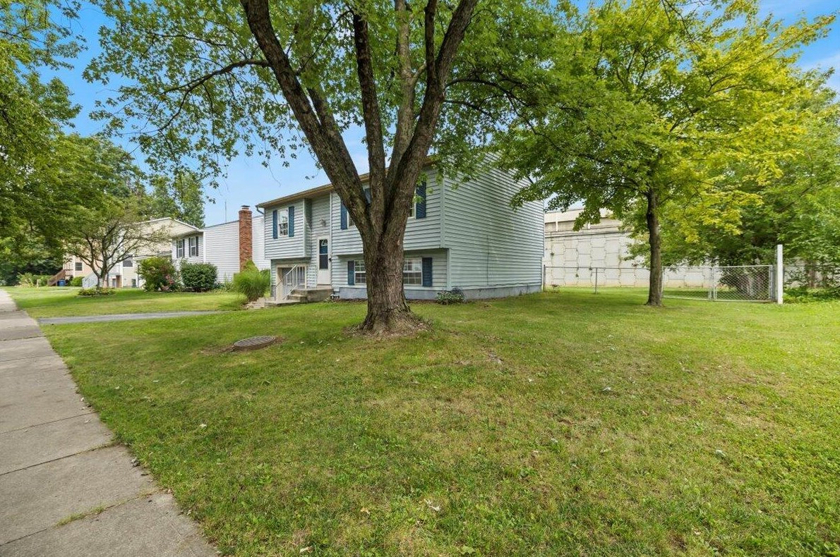 4854 Magnolia Blossom Blvd, Columbus, OH 43230-1025