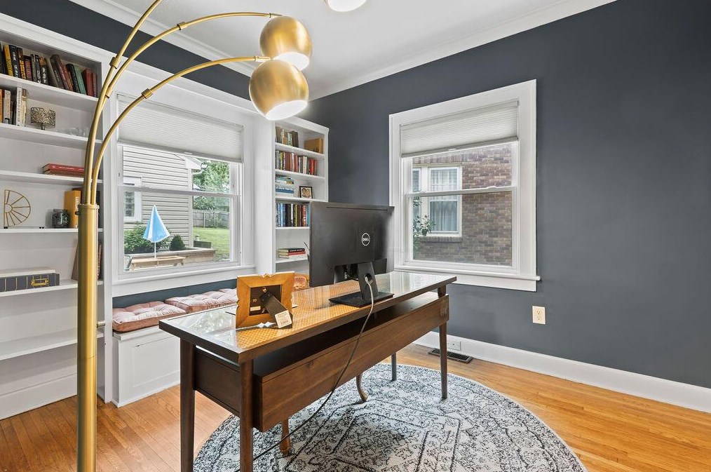 176 Torrence Rd, Columbus OH 43214-3842 exterior