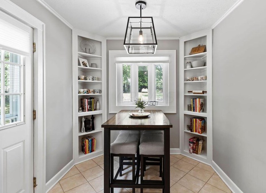 176 Torrence Rd, Columbus OH 43214-3842 exterior