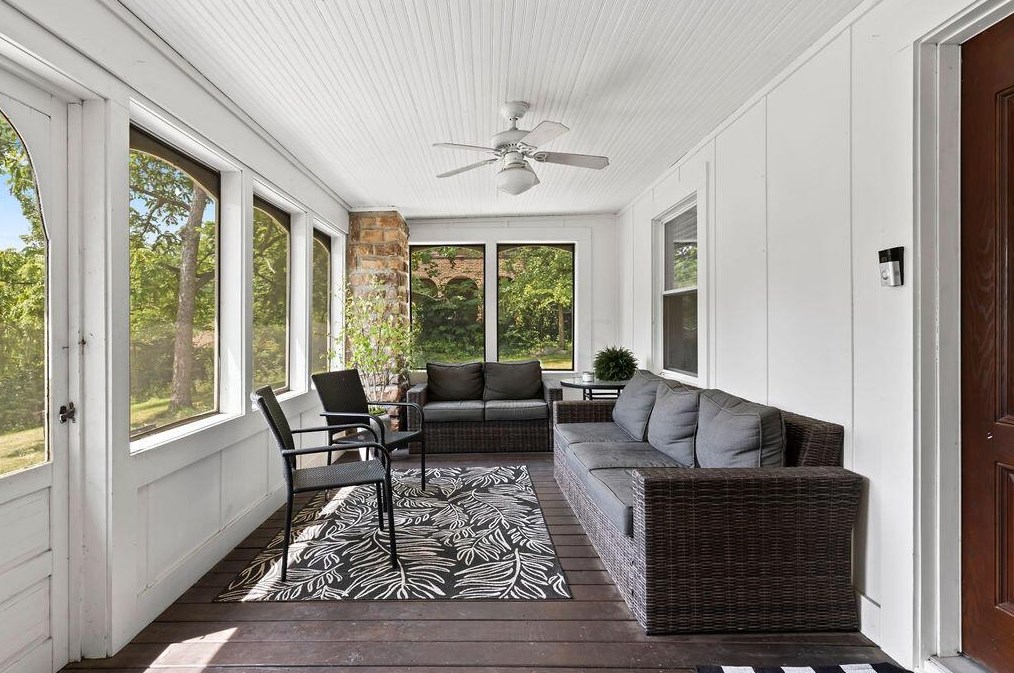 176 Torrence Rd, Columbus OH 43214-3842 exterior